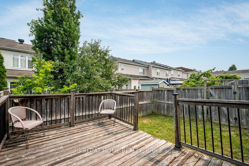 Photo 26 of 247 Felicia Crescent, Ottawa, Barrhaven - Strandherd — HOMEH