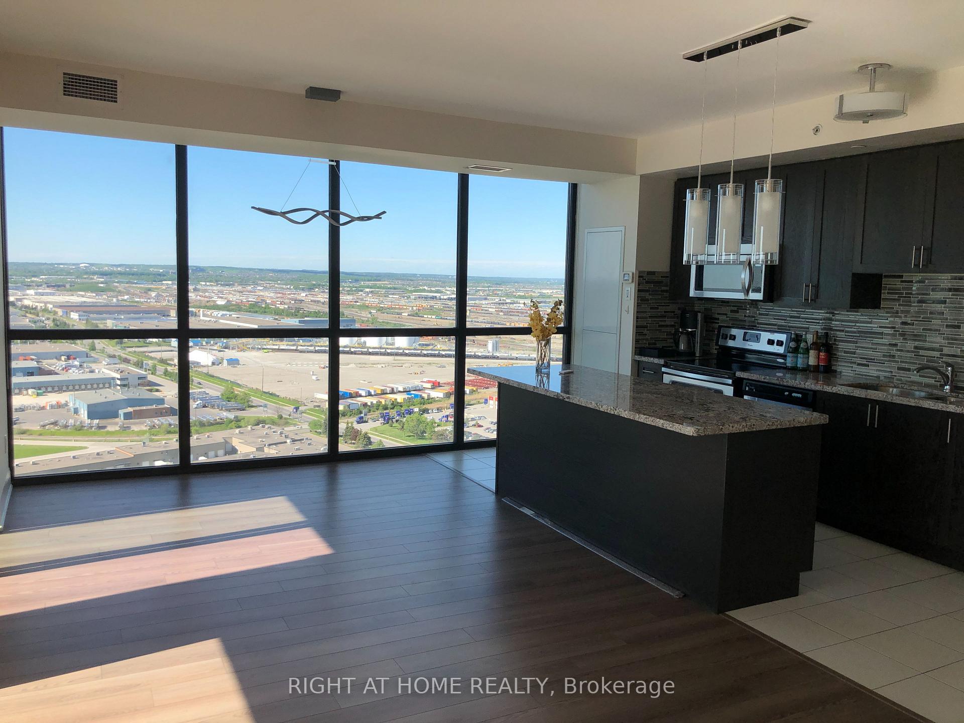 Photo 6 of 2900 Highway 7 Road, Vaughan, Concord — HOMEH
