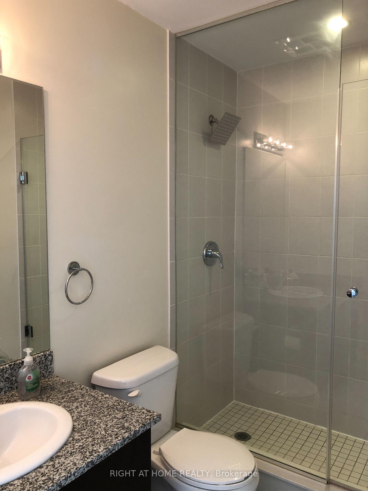 Photo 10 of 2900 Highway 7 Road, Vaughan, Concord — HOMEH