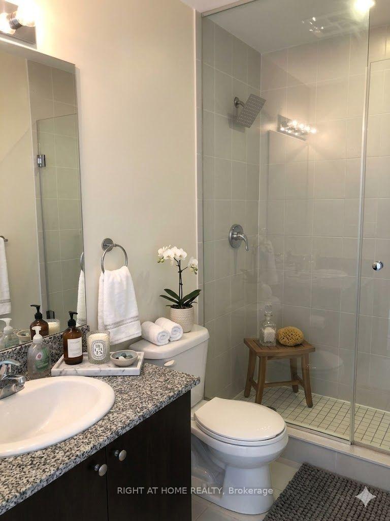 Photo 11 of 2900 Highway 7 Road, Vaughan, Concord — HOMEH