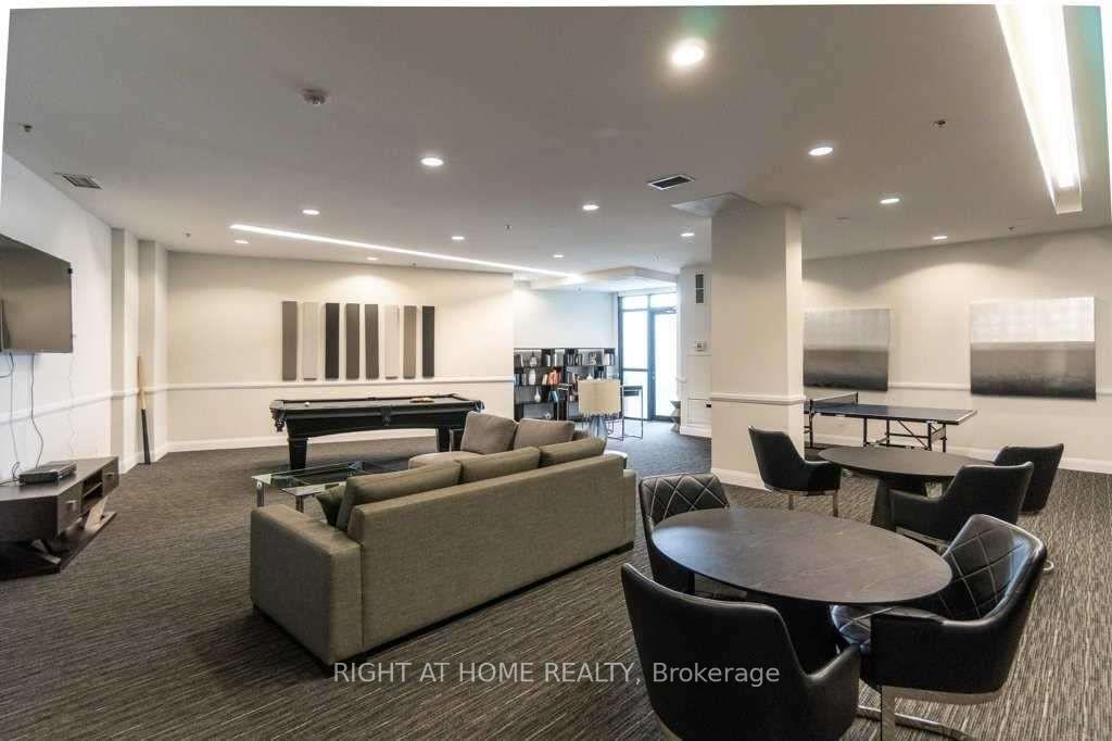 Photo 17 of 2900 Highway 7 Road, Vaughan, Concord — HOMEH