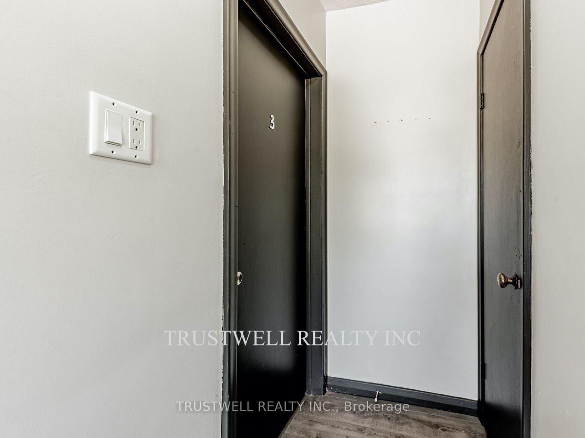 Photo 2 of Unit 3, 105 Mary Street E, Whitby, Downtown Whitby — HOMEH