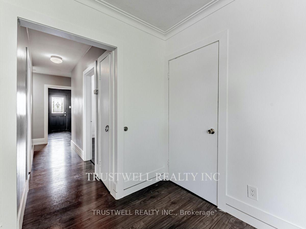 Photo 3 of Unit 3, 105 Mary Street E, Whitby, Downtown Whitby — HOMEH