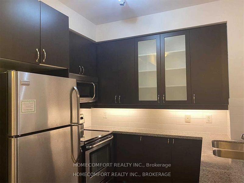 Photo 2 of Unit 202, 131 Upper Duke Crescent, Markham, Unionville — HOMEH