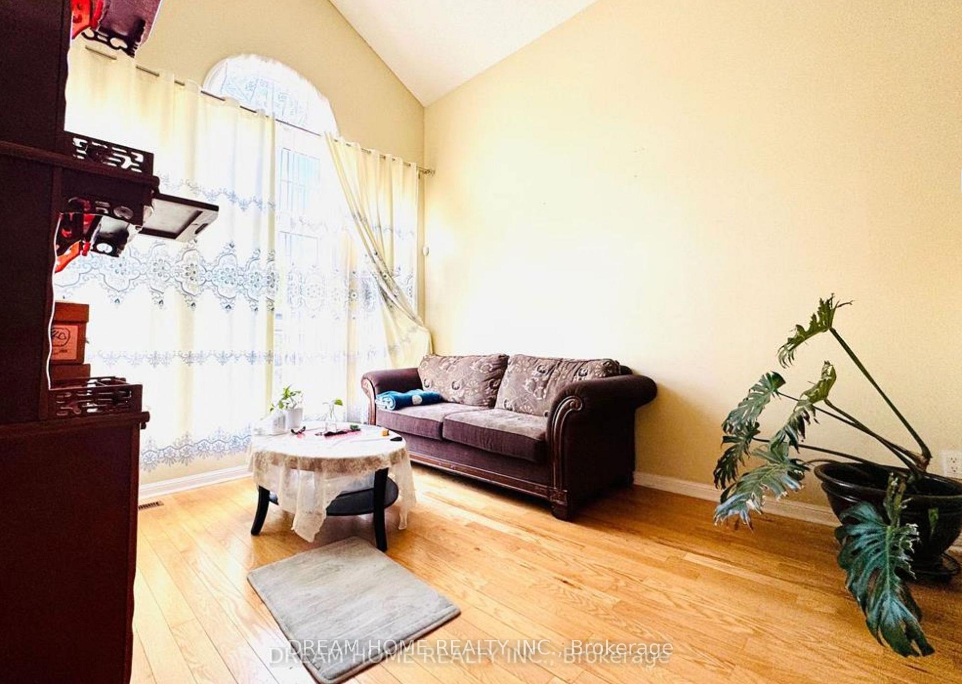 Photo 6 of 23 Wiltshire Drive, Markham, Berczy — HOMEH