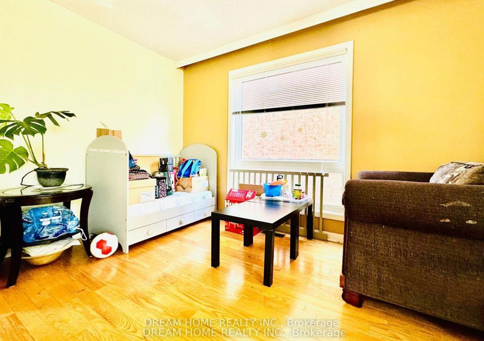 Photo 7 of 23 Wiltshire Drive, Markham, Berczy — HOMEH
