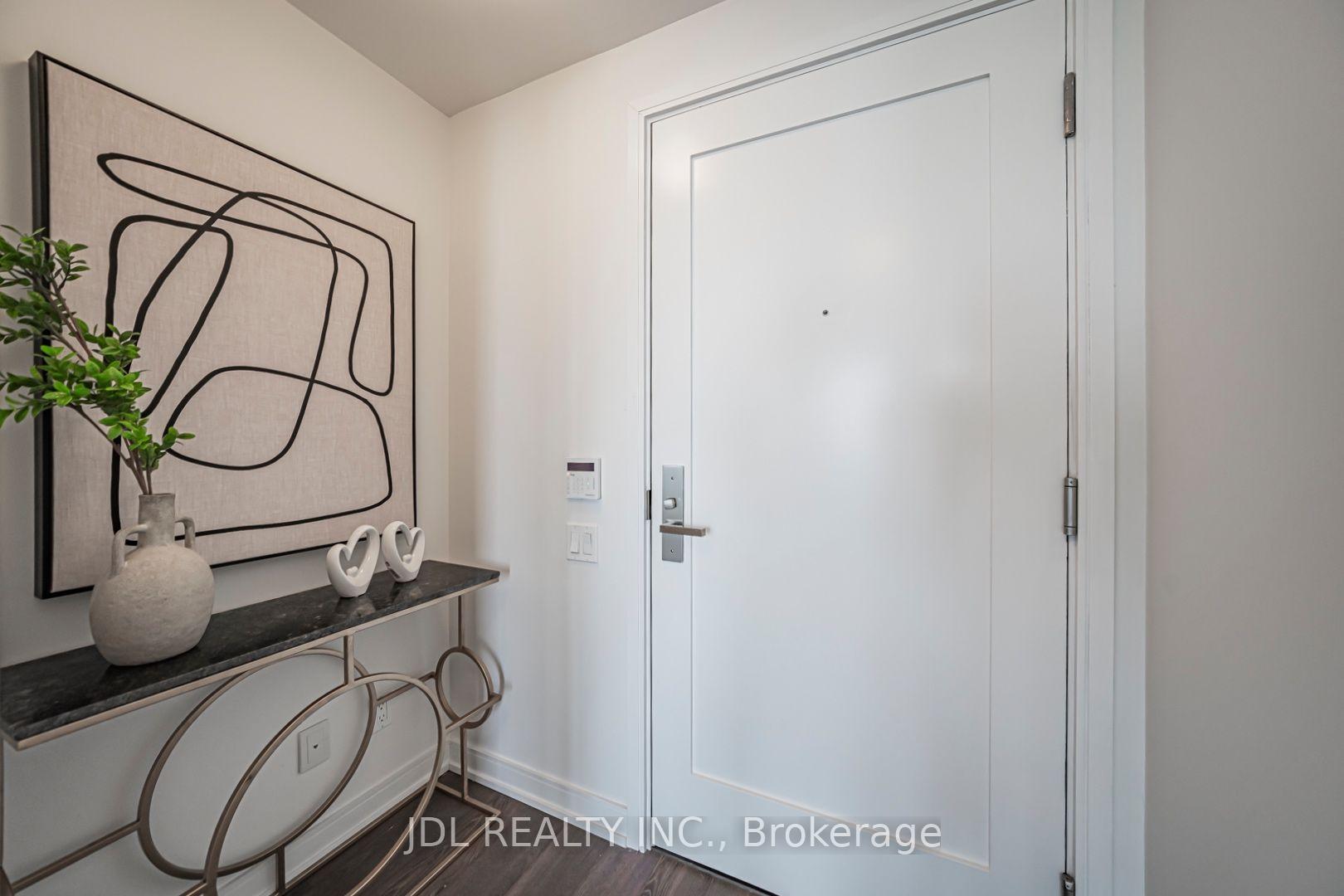 Photo 4 of Unit 3510, 28 Wellesley Street E, Toronto, Church-Yonge Corridor — HOMEH