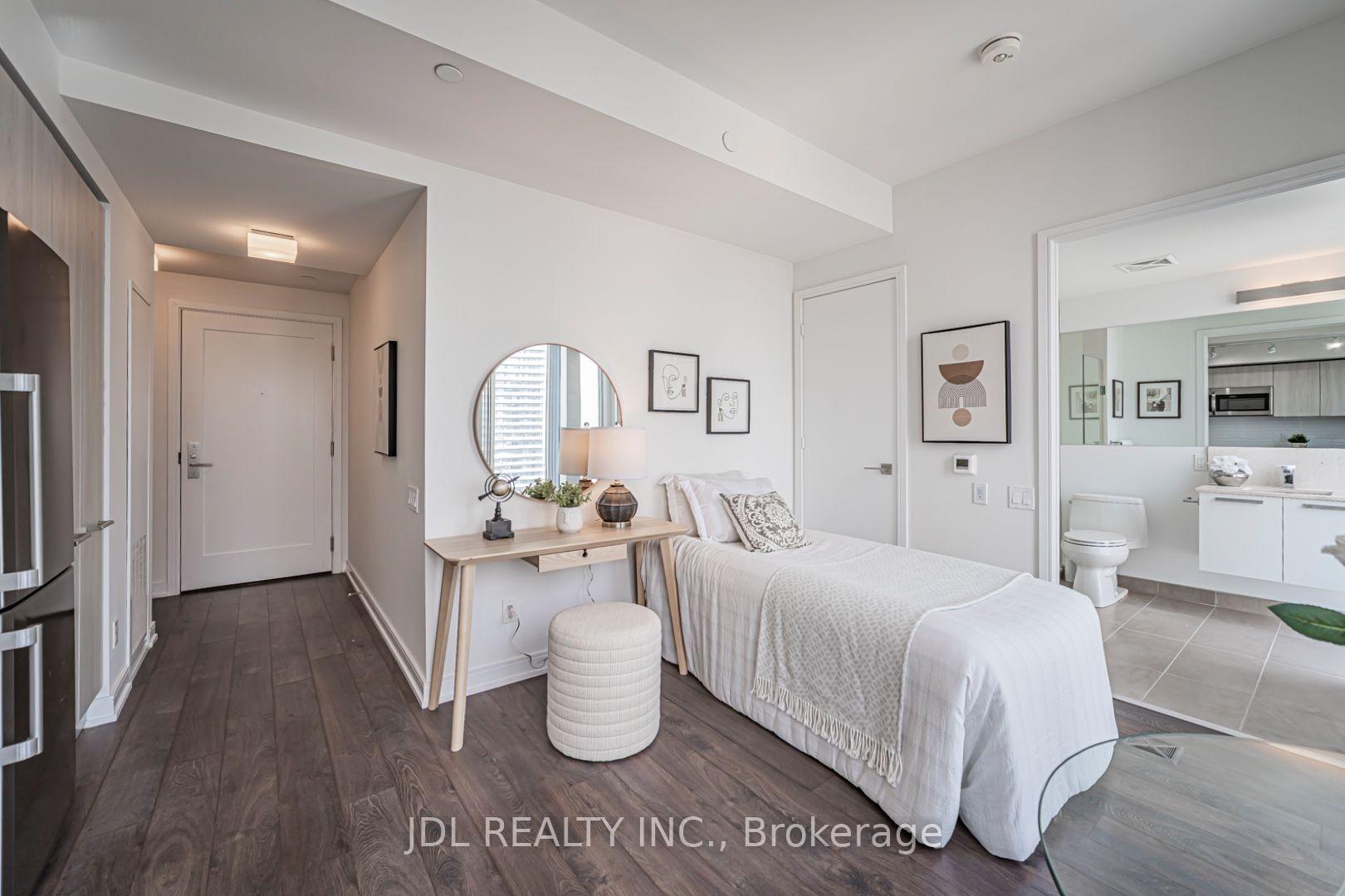 Photo 7 of Unit 3510, 28 Wellesley Street E, Toronto, Church-Yonge Corridor — HOMEH