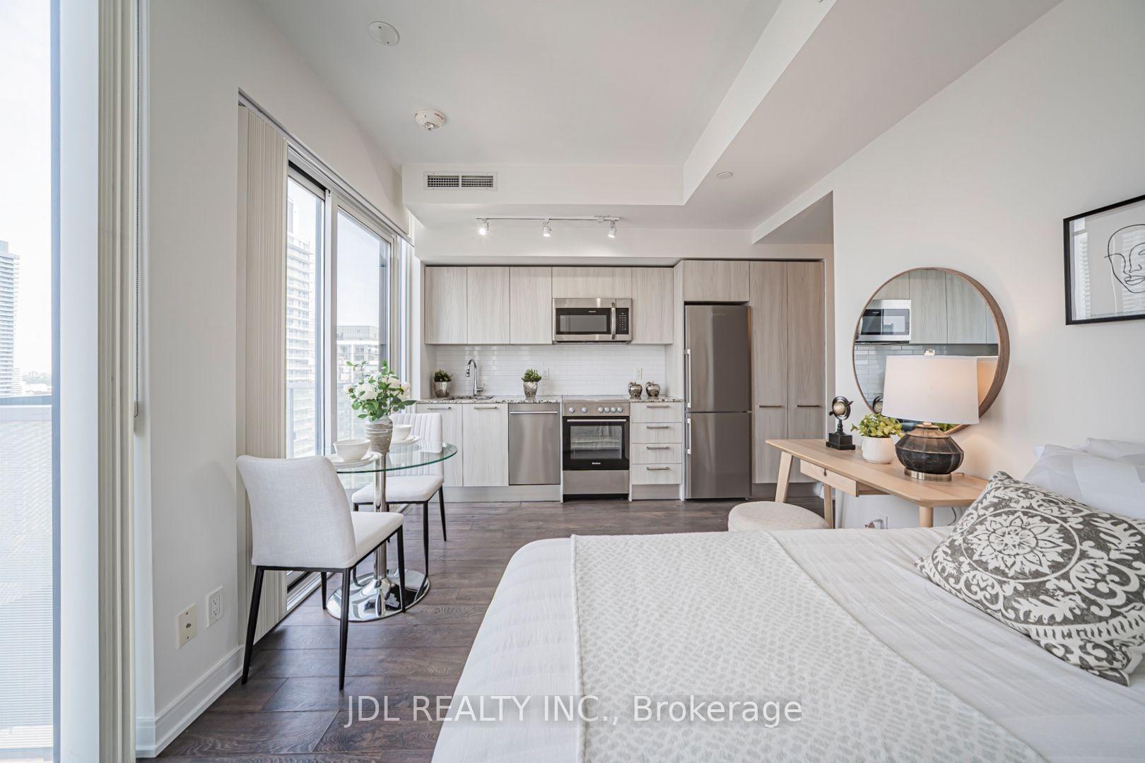 Photo 9 of Unit 3510, 28 Wellesley Street E, Toronto, Church-Yonge Corridor — HOMEH