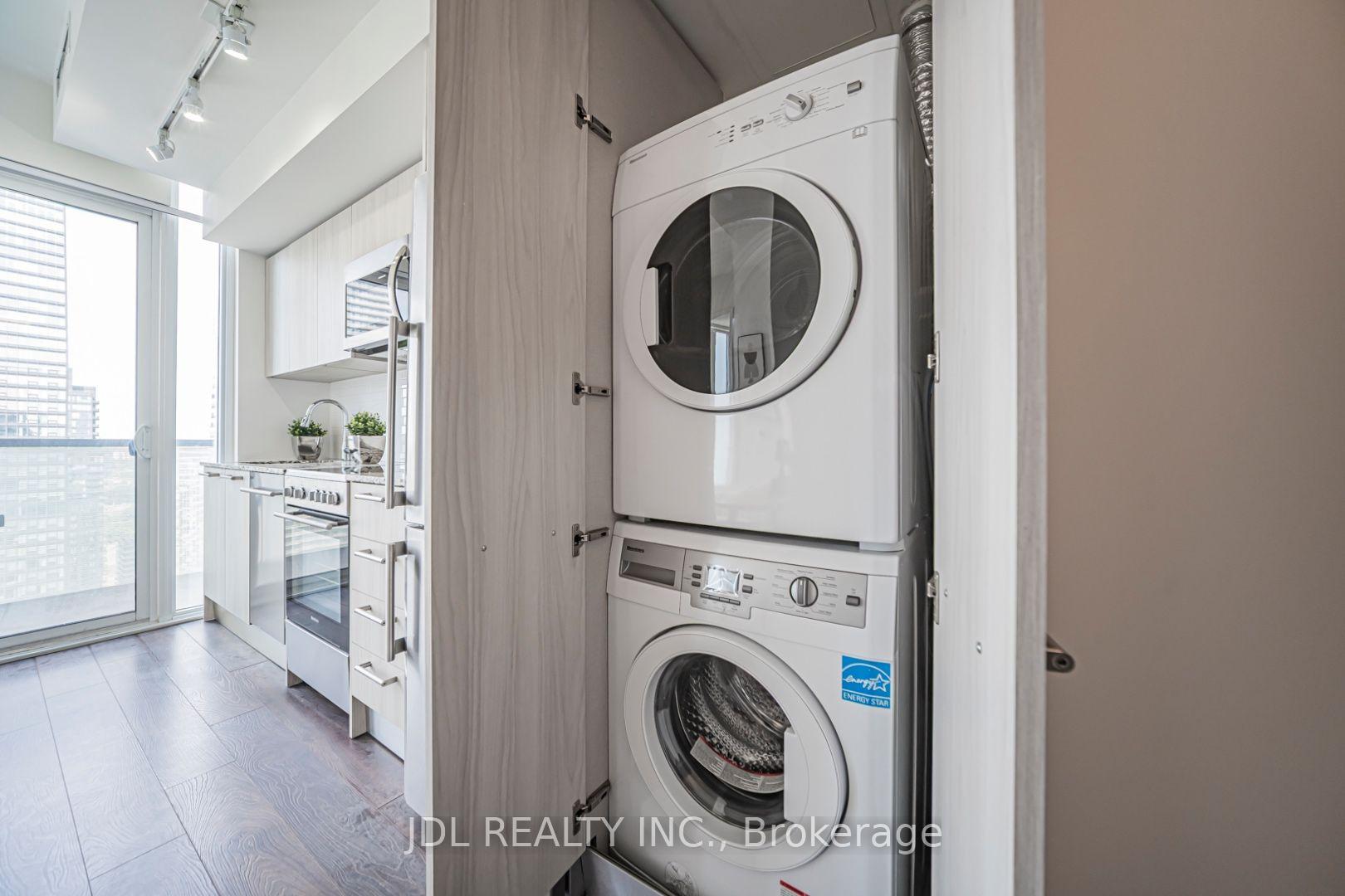 Photo 13 of Unit 3510, 28 Wellesley Street E, Toronto, Church-Yonge Corridor — HOMEH
