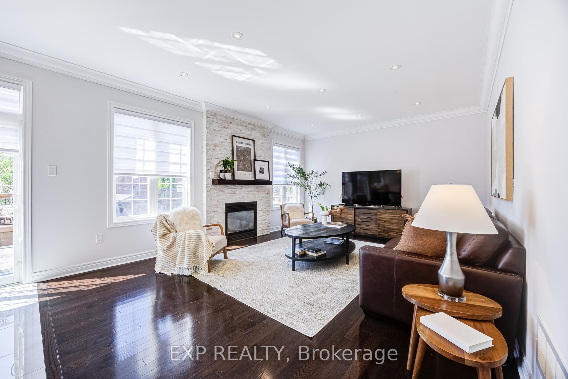 Photo 13 of 50 Stoney Creek Drive, Markham, Greensborough — HOMEH