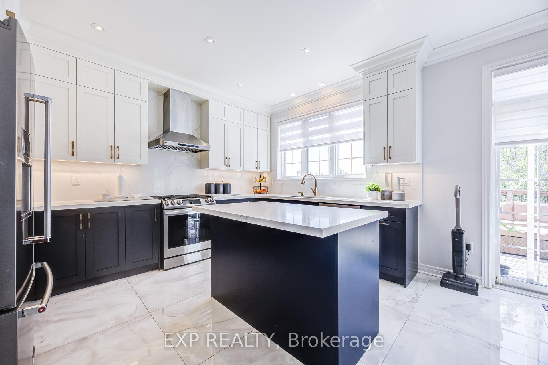 Photo 18 of 50 Stoney Creek Drive, Markham, Greensborough — HOMEH