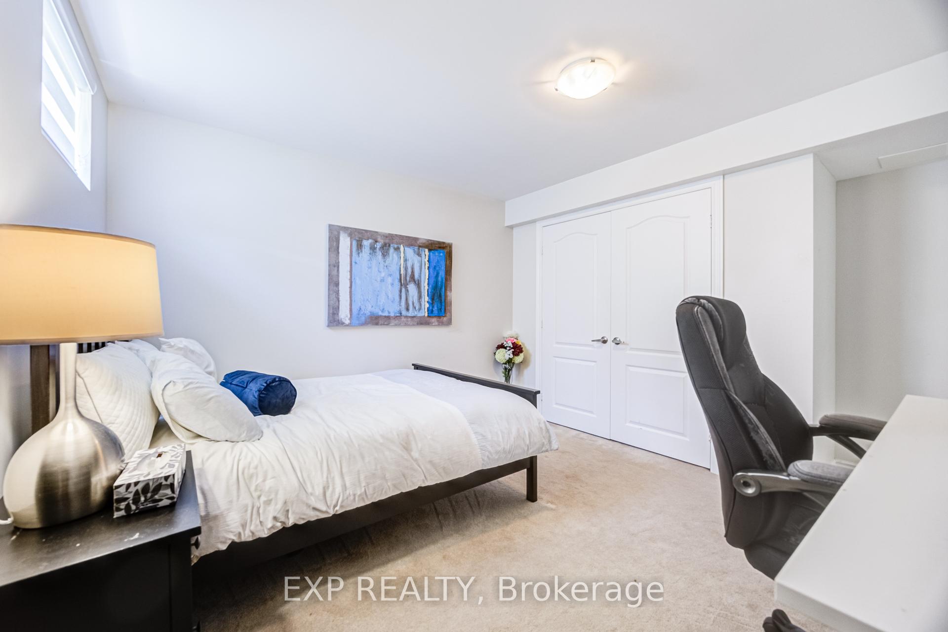 Photo 39 of 50 Stoney Creek Drive, Markham, Greensborough — HOMEH