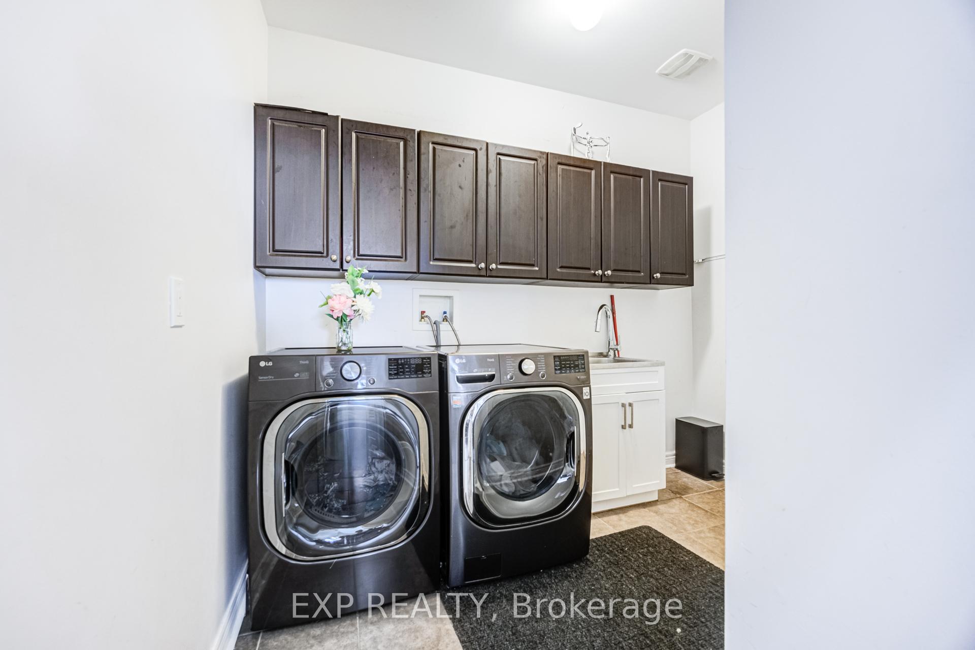 Photo 40 of 50 Stoney Creek Drive, Markham, Greensborough — HOMEH