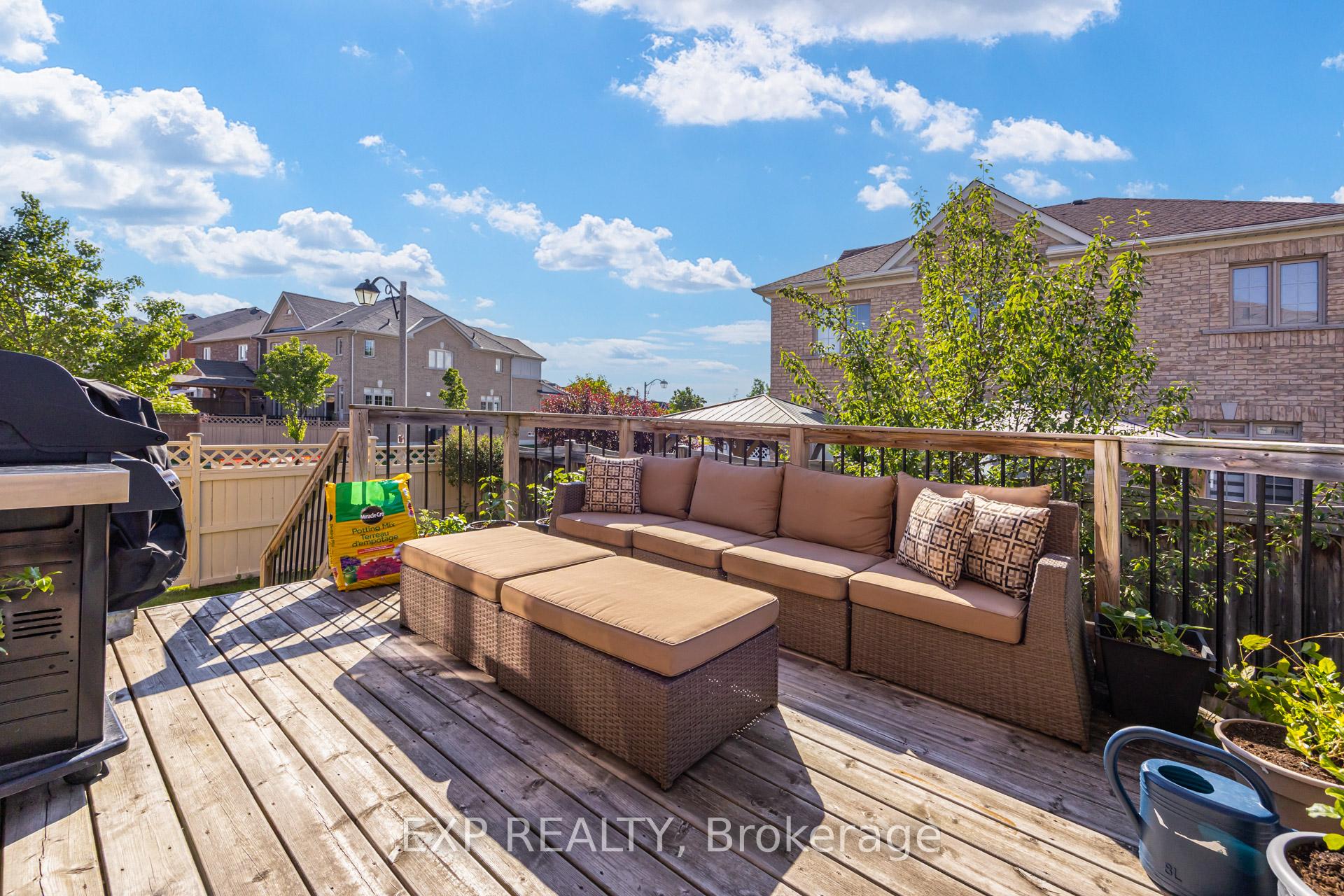 Photo 41 of 50 Stoney Creek Drive, Markham, Greensborough — HOMEH