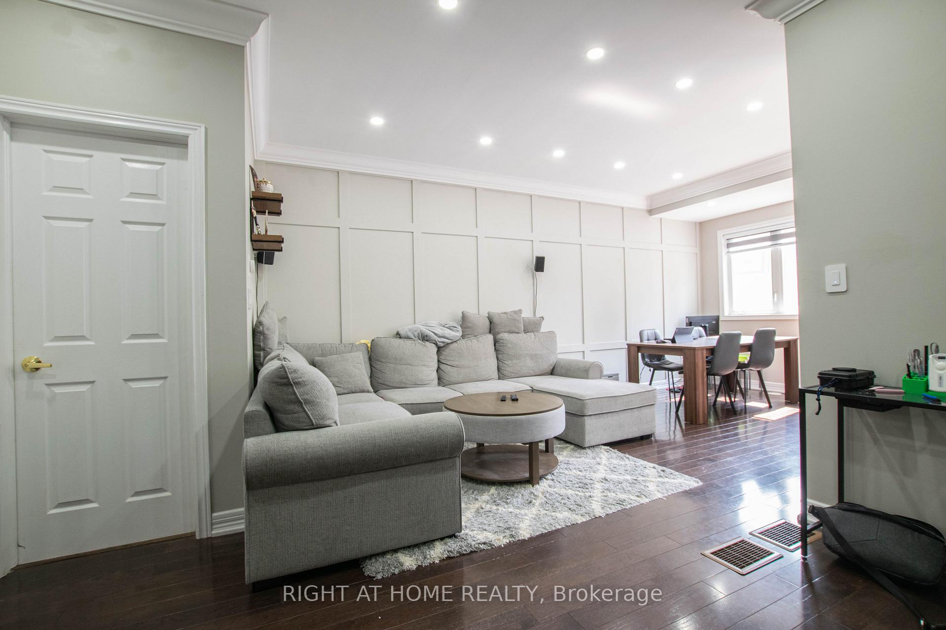 Photo 11 of Unit 54, 1250 St Martins Drive, Pickering, Bay Ridges — HOMEH