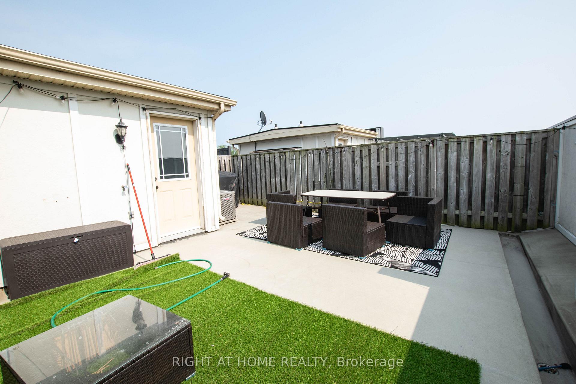Photo 24 of Unit 54, 1250 St Martins Drive, Pickering, Bay Ridges — HOMEH