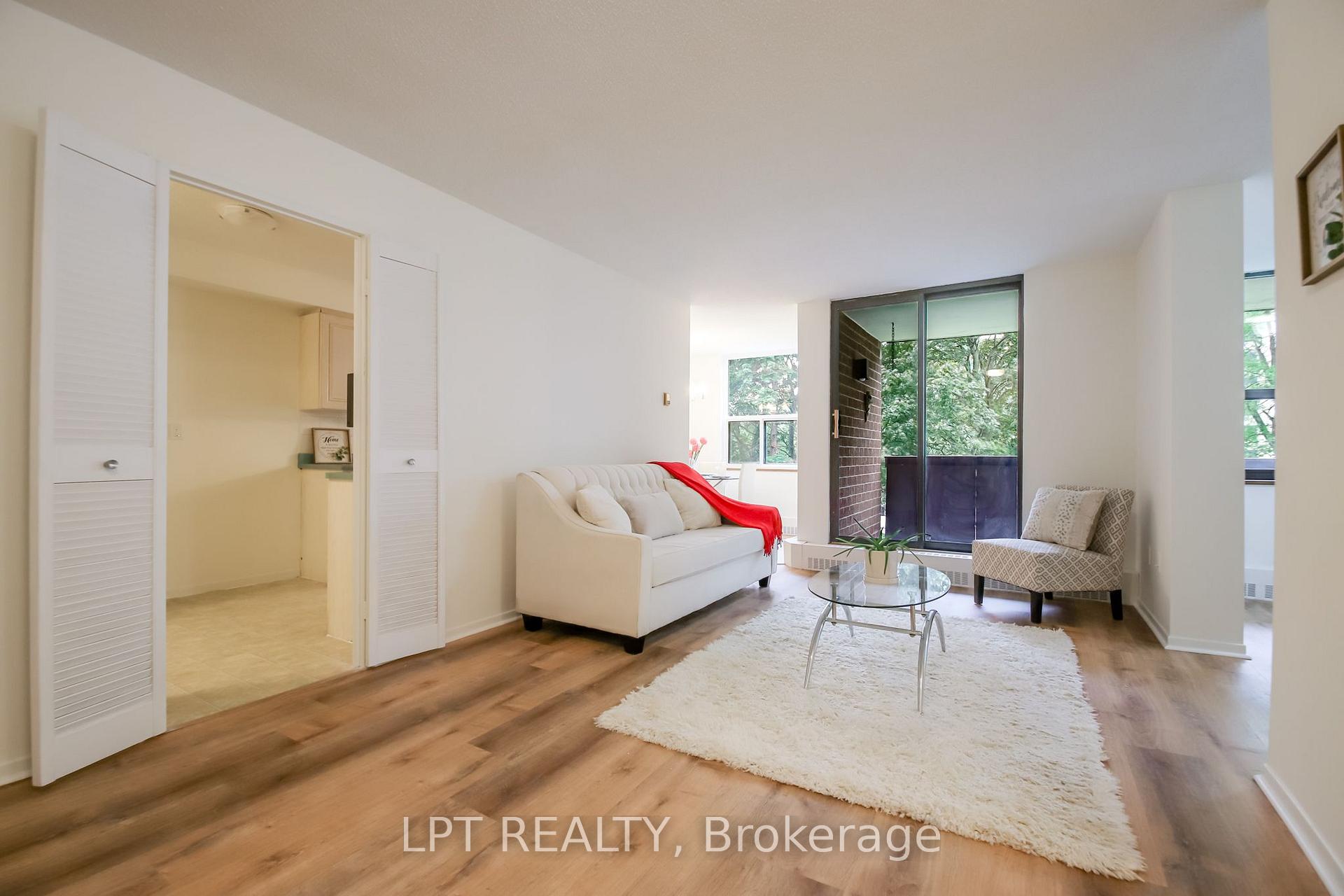 Photo 5 of Unit 209, 90 Ling Road, Scarborough, West Hill — HOMEH