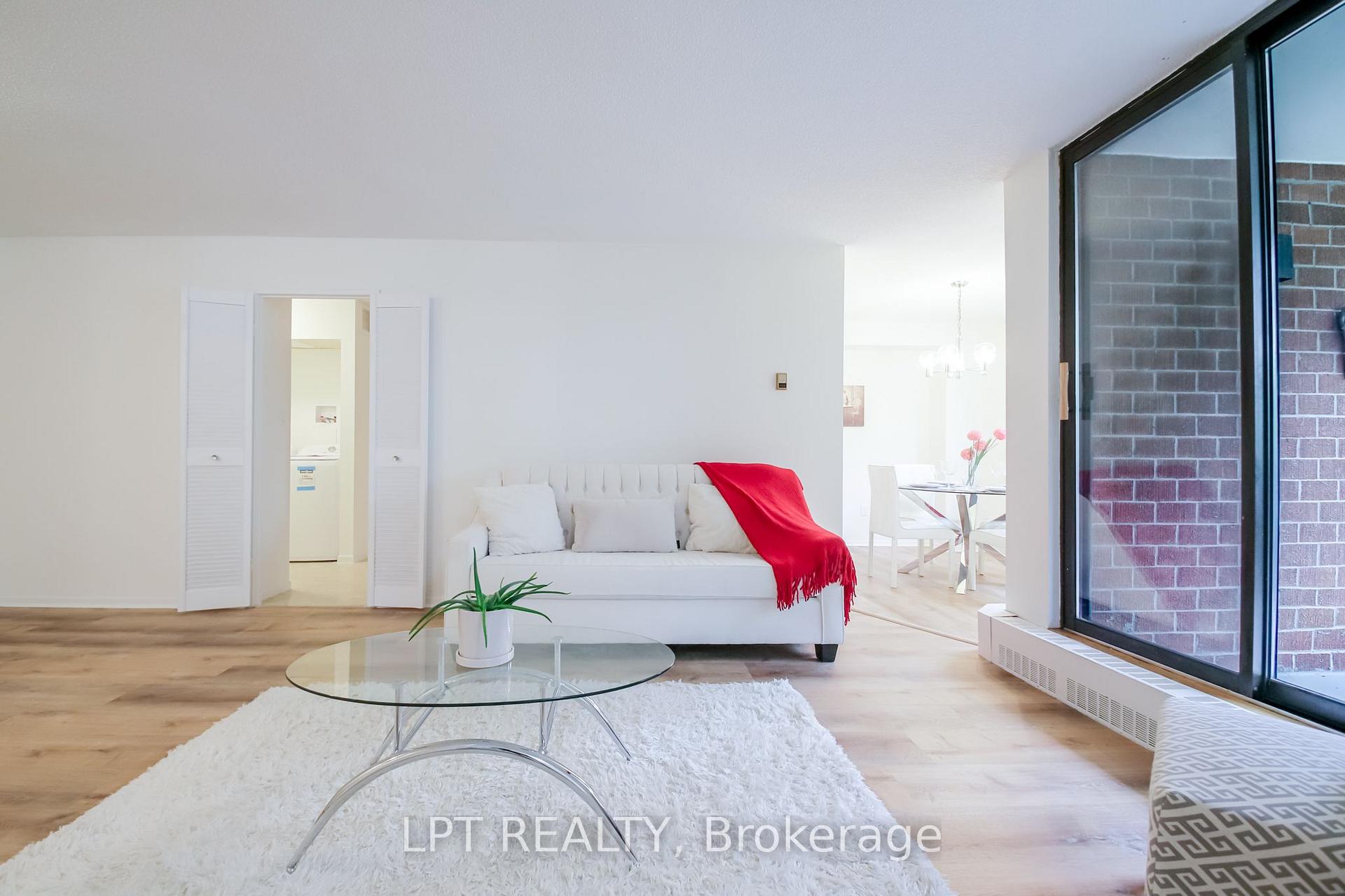 Photo 8 of Unit 209, 90 Ling Road, Scarborough, West Hill — HOMEH