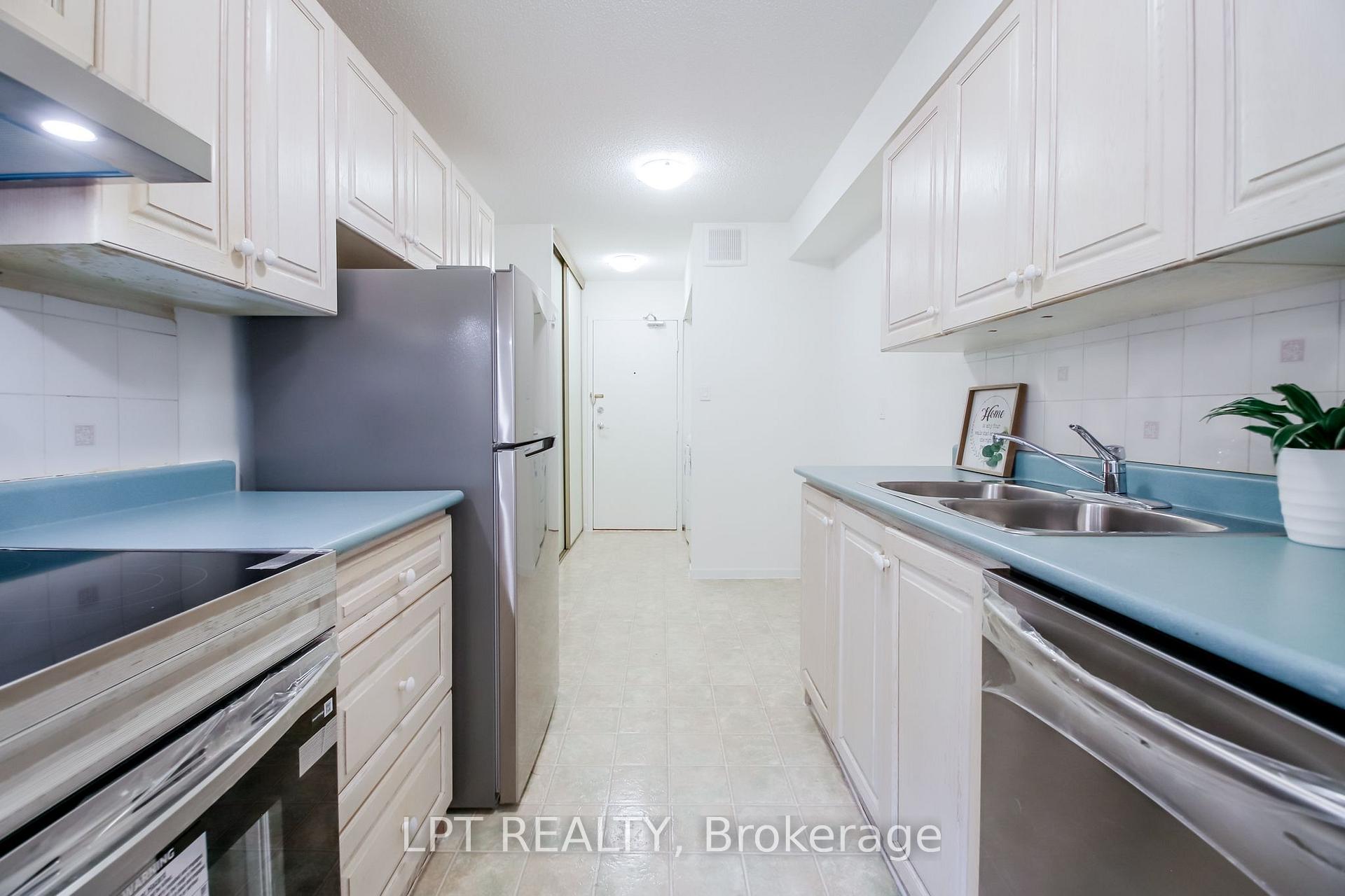 Photo 13 of Unit 209, 90 Ling Road, Scarborough, West Hill — HOMEH