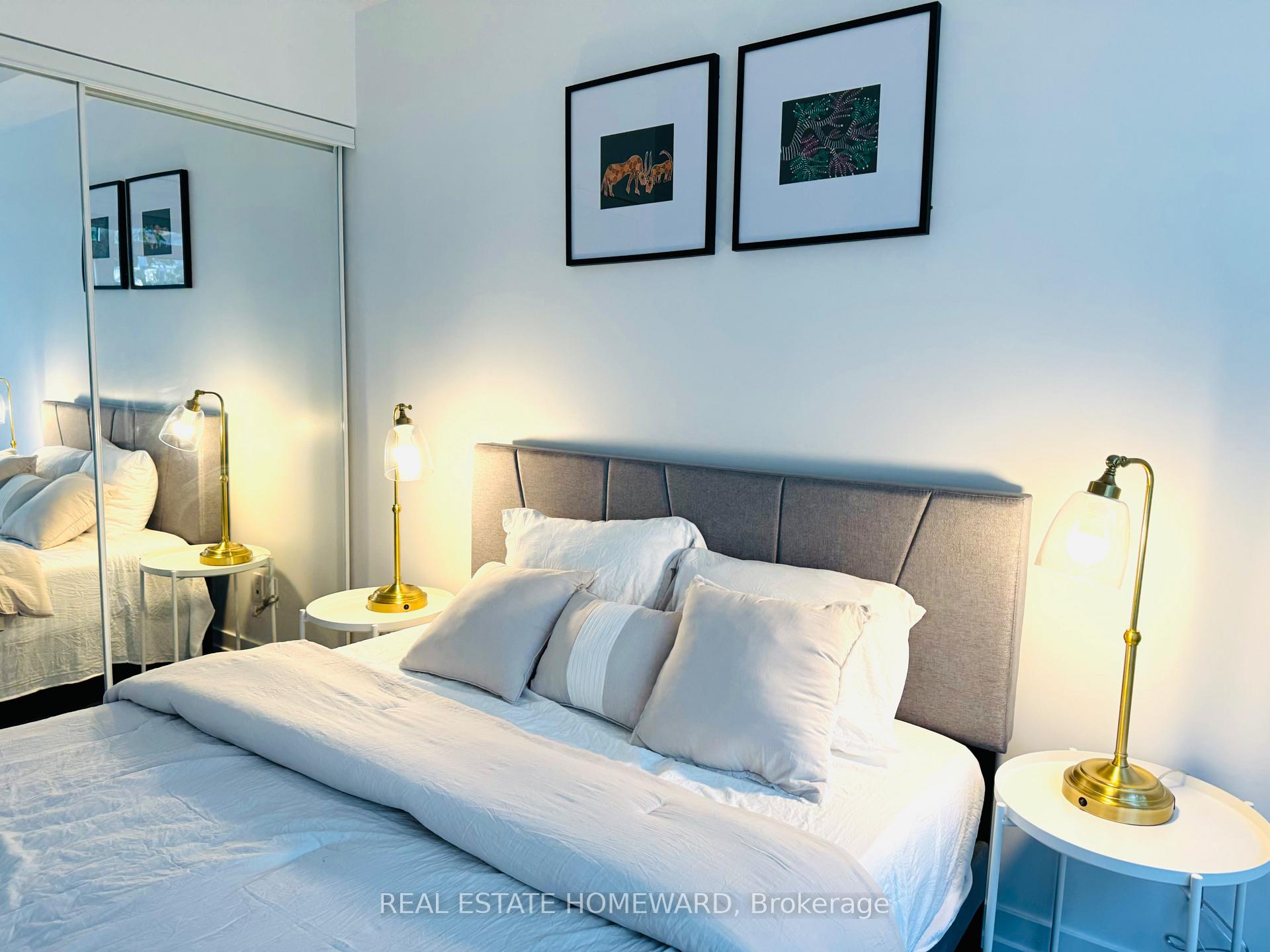 Photo 17 of 17 St. Bartholomew Street, Toronto, Regent Park — HOMEH