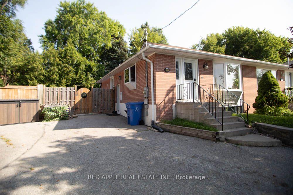 Front of 126 Longford Drive