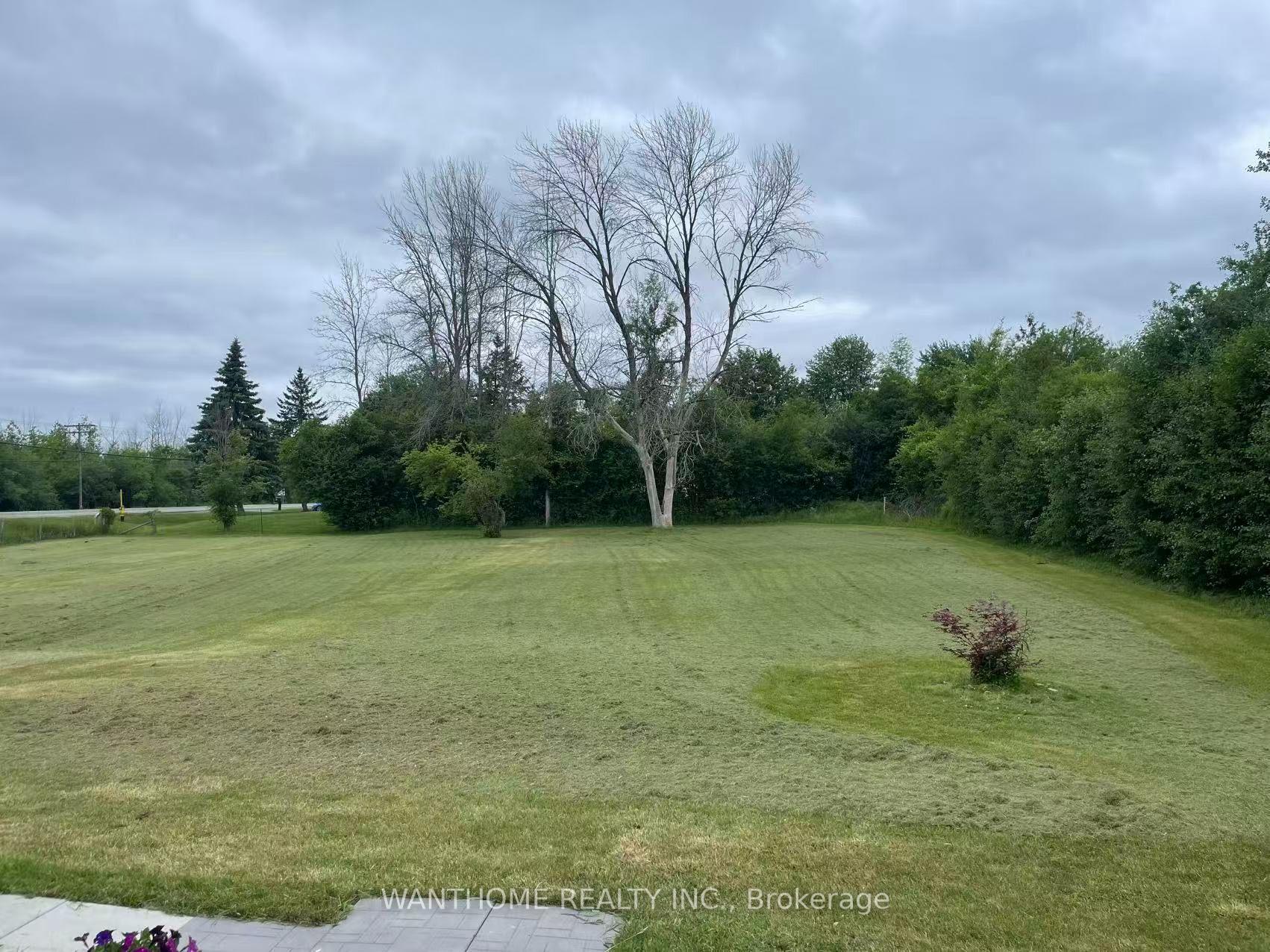 Photo 2 of 27076 Civic Centre Road, Georgina, Historic Lakeshore Communities — HOMEH