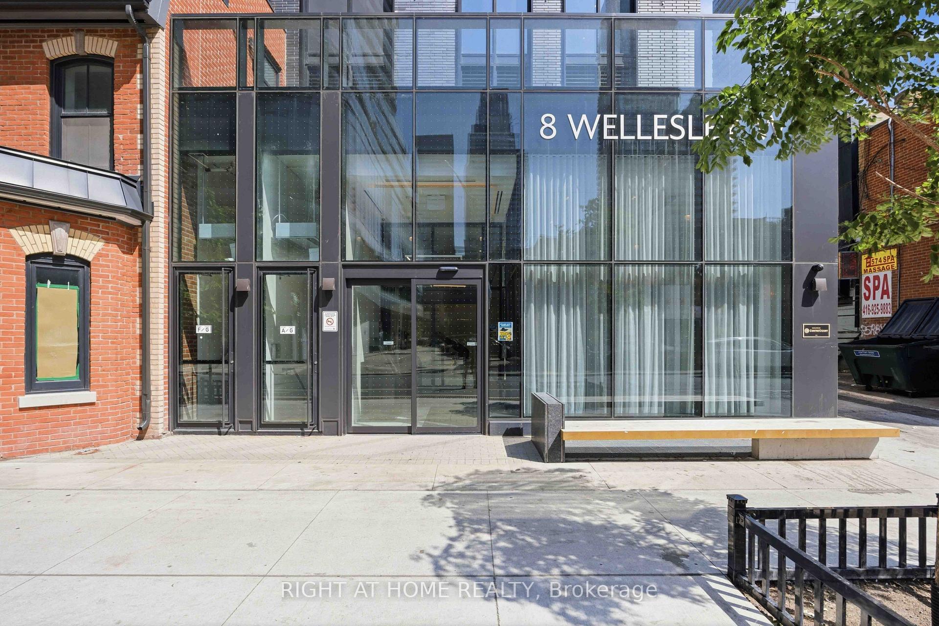 Photo of Unit 5110, 8 Wellesley Street E