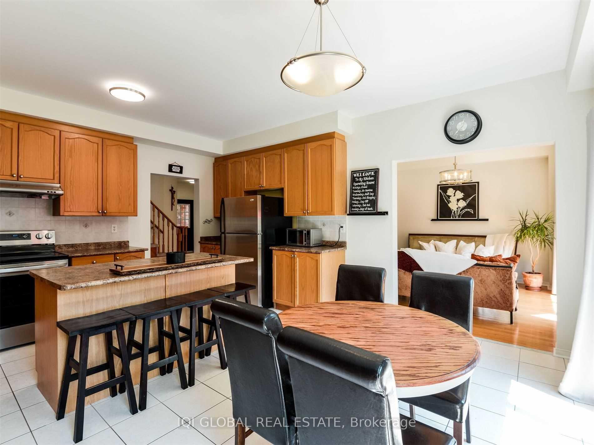 Photo 12 of 196 Featherstone Road N, Milton, Dempsey — HOMEH