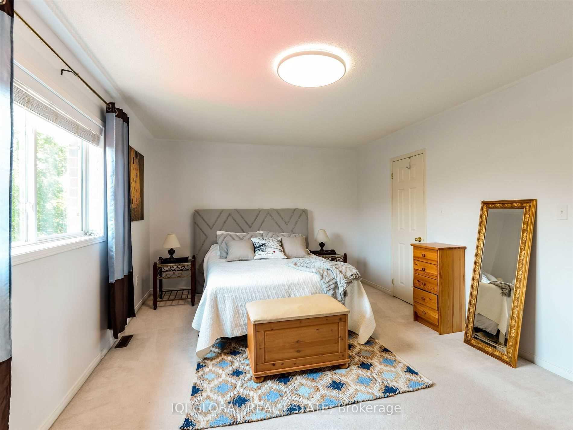 Photo 23 of 196 Featherstone Road N, Milton, Dempsey — HOMEH