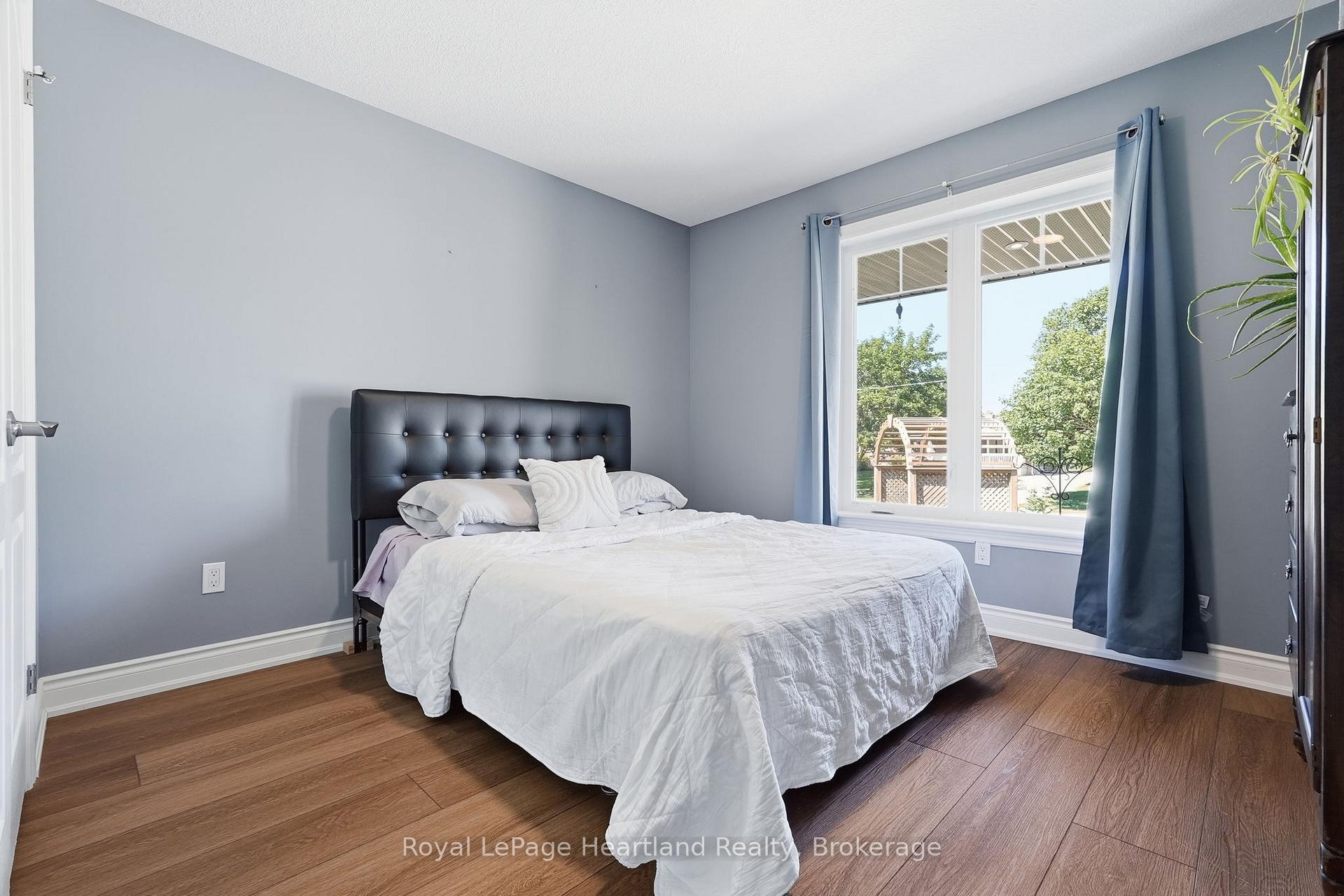 Photo 9 of 10 Minto Street S, Minto — HOMEH