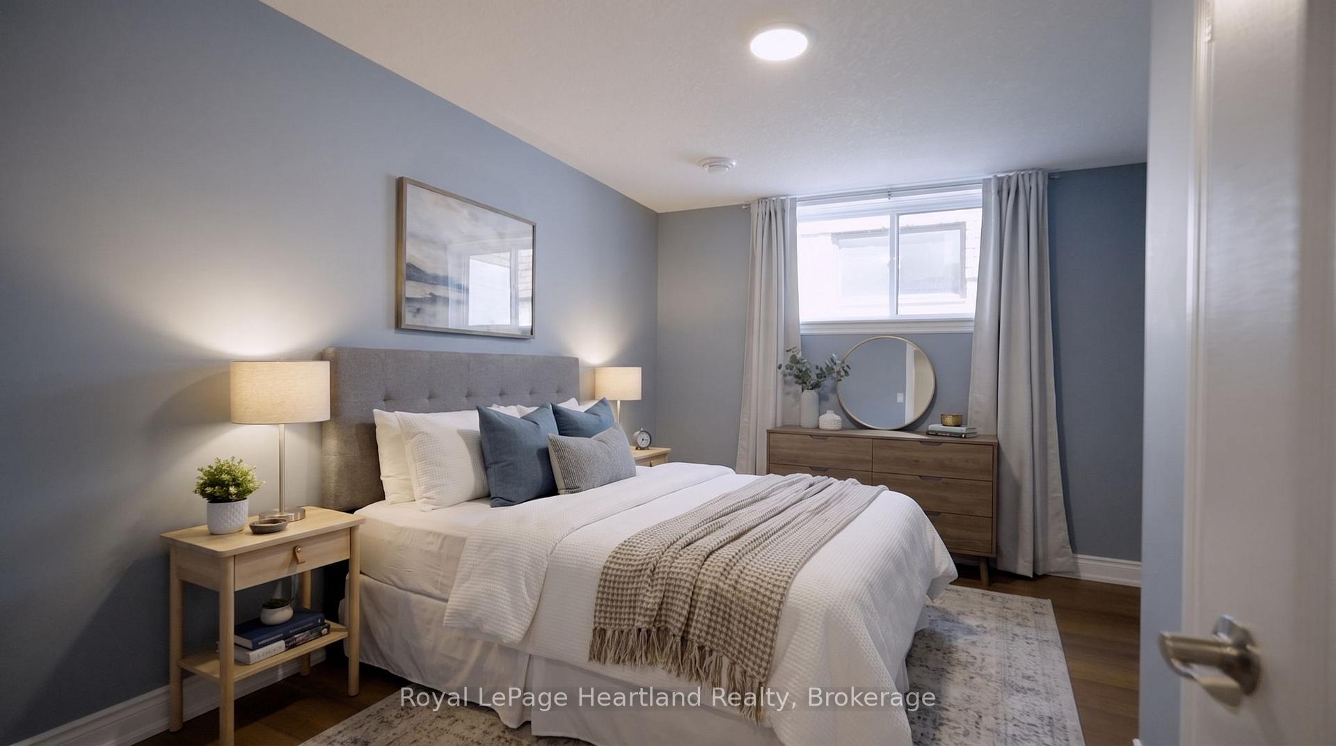 Photo 33 of 10 Minto Street S, Minto — HOMEH