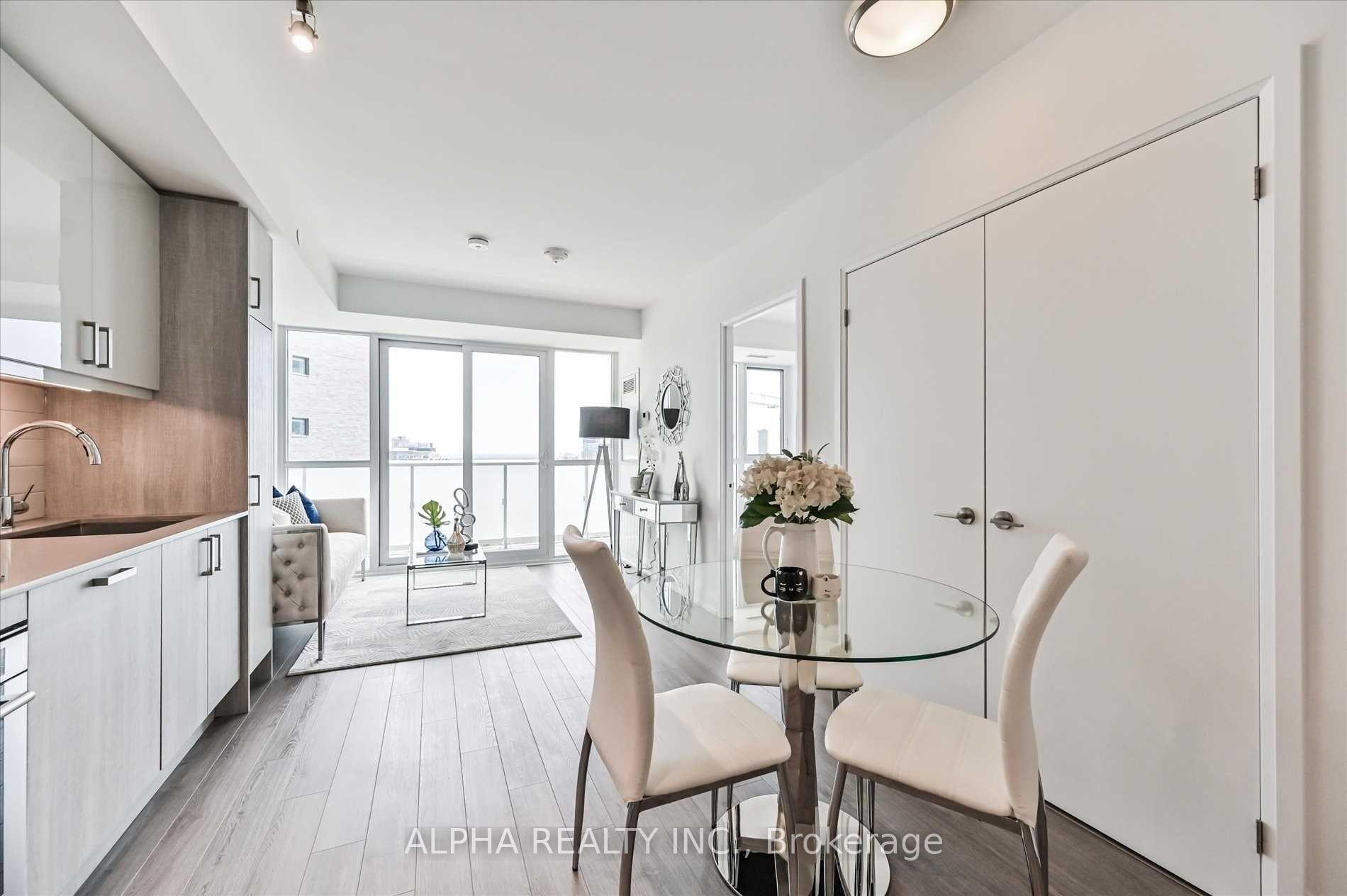 Photo 4 of Unit 2203, 77 Mutual Street, Toronto, Church-Yonge Corridor — HOMEH
