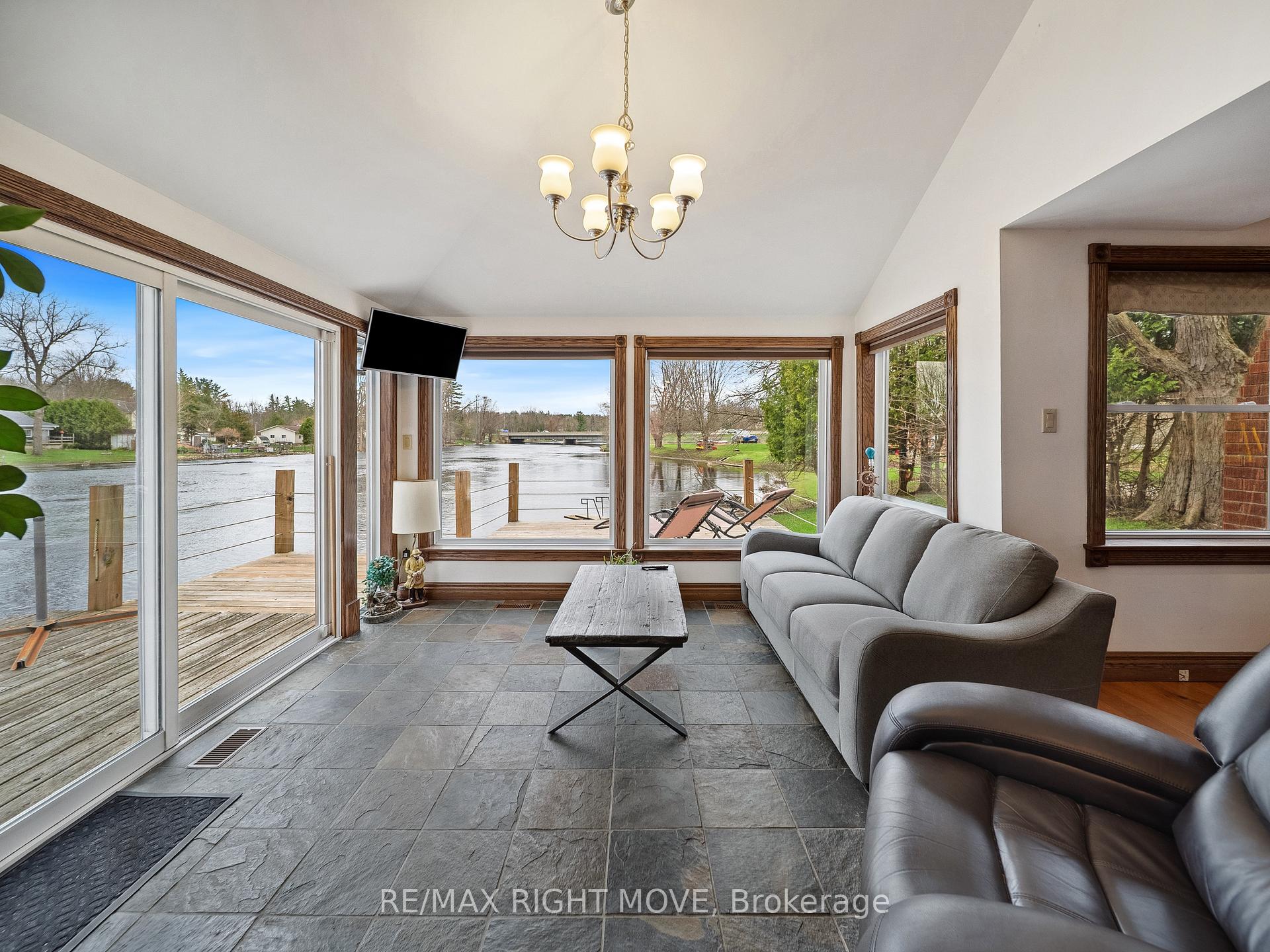 Photo 14 of 1012 Cowbell Lane, Gravenhurst, Morrison — HOMEH