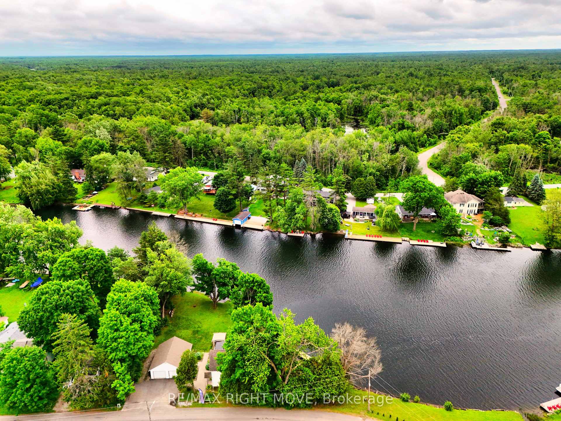 Photo 34 of 1012 Cowbell Lane, Gravenhurst, Morrison — HOMEH