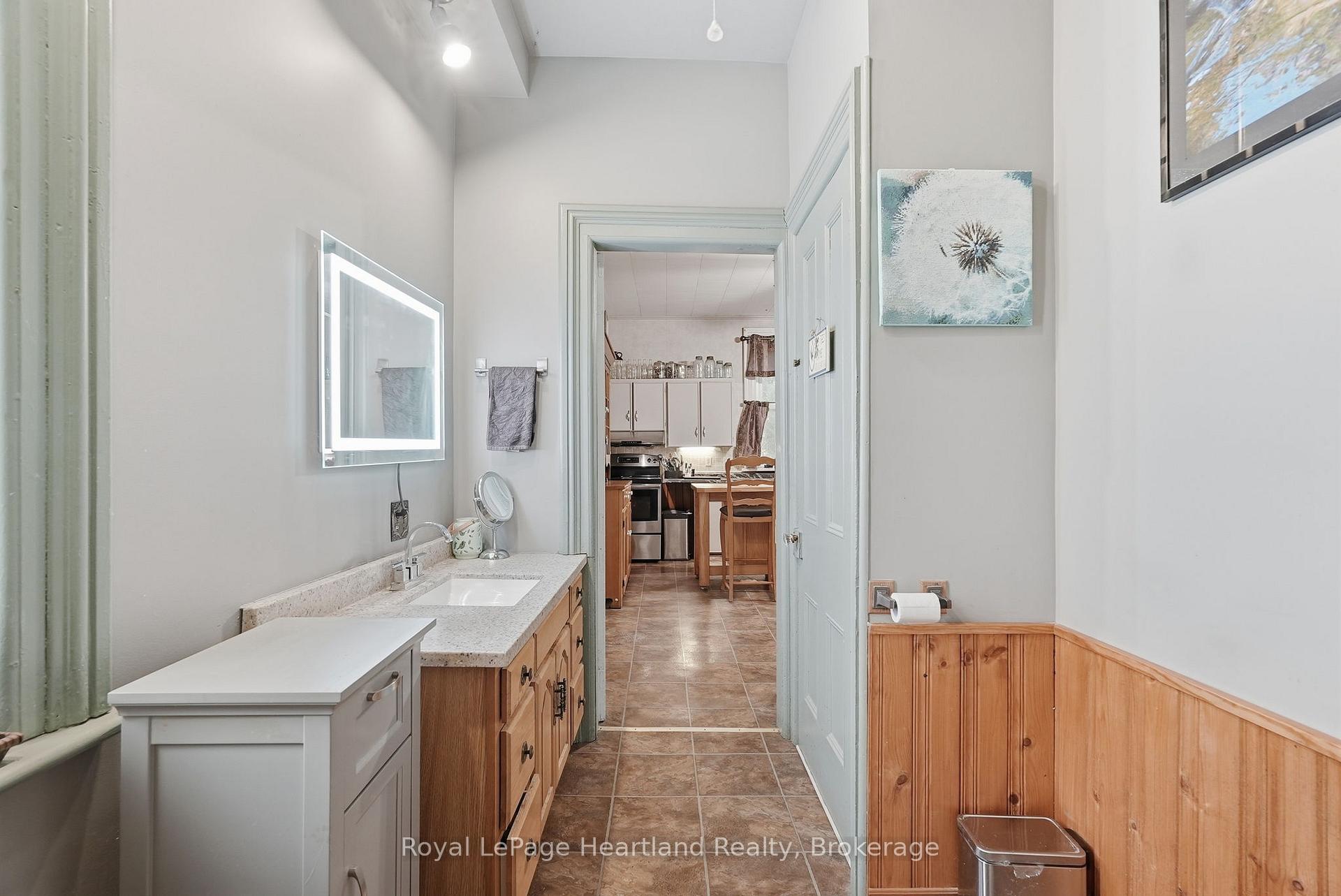 Photo 18 of 2037 Harriston Road, Howick — HOMEH