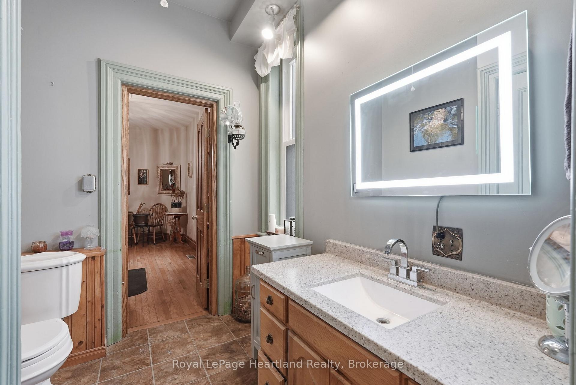Photo 19 of 2037 Harriston Road, Howick — HOMEH
