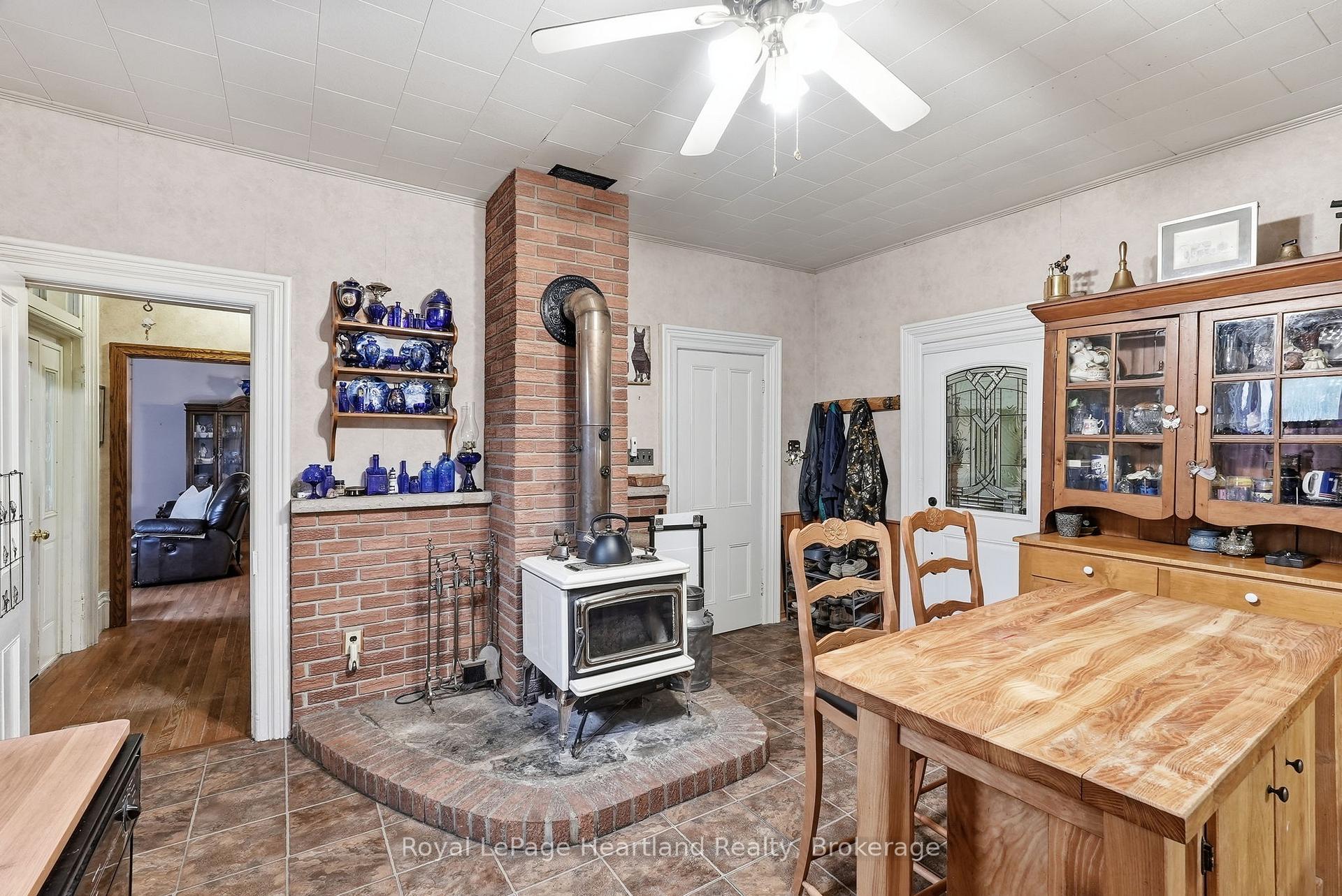 Photo 20 of 2037 Harriston Road, Howick — HOMEH