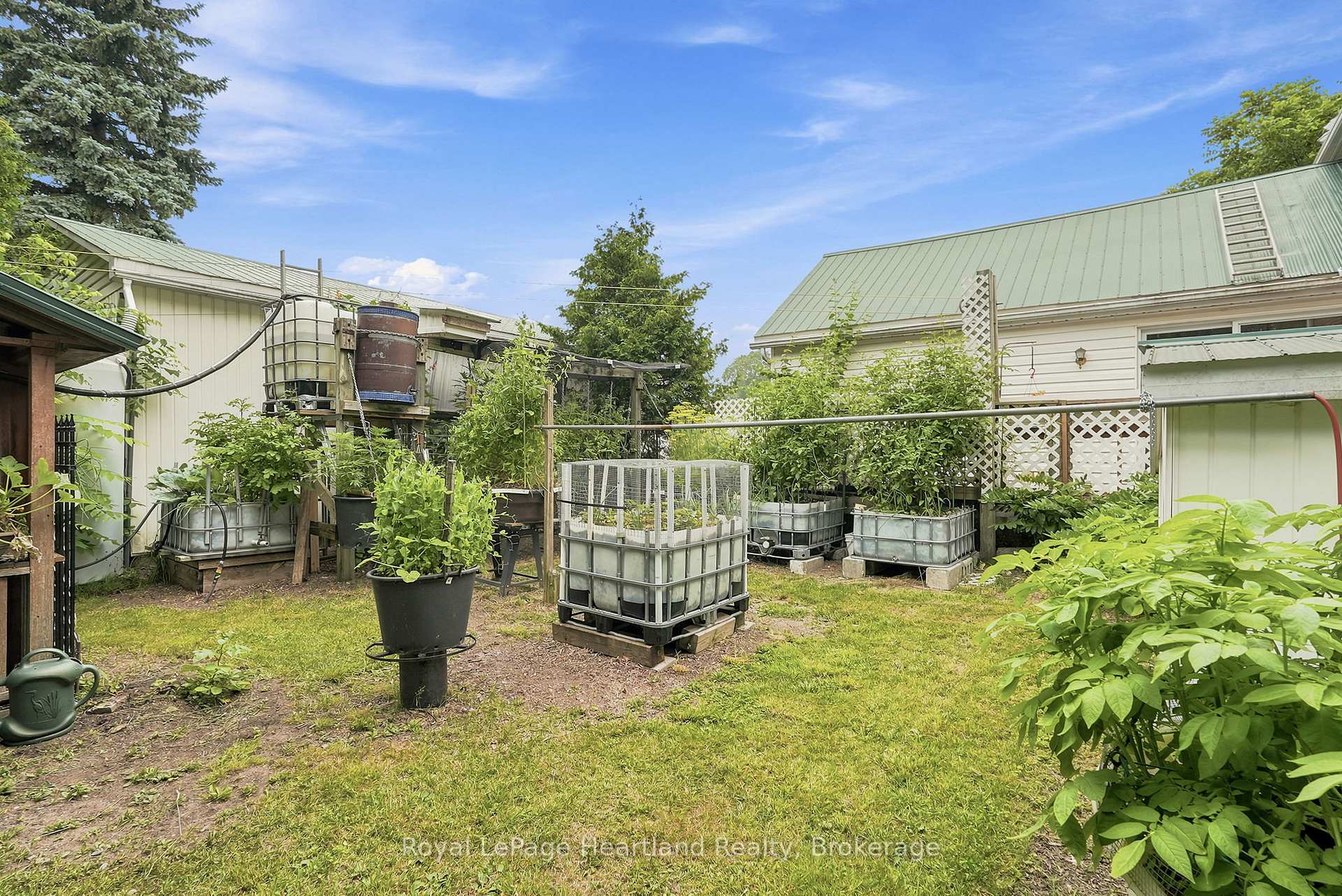 Photo 36 of 2037 Harriston Road, Howick — HOMEH