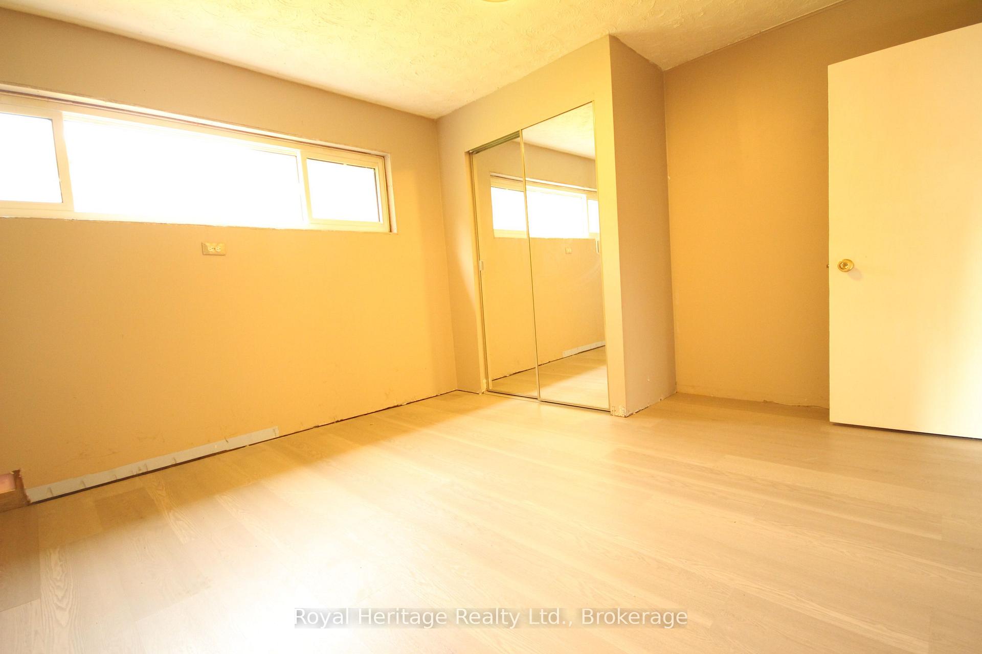 Photo 11 of 135 Silas Boulevard, Georgina, Keswick North — HOMEH