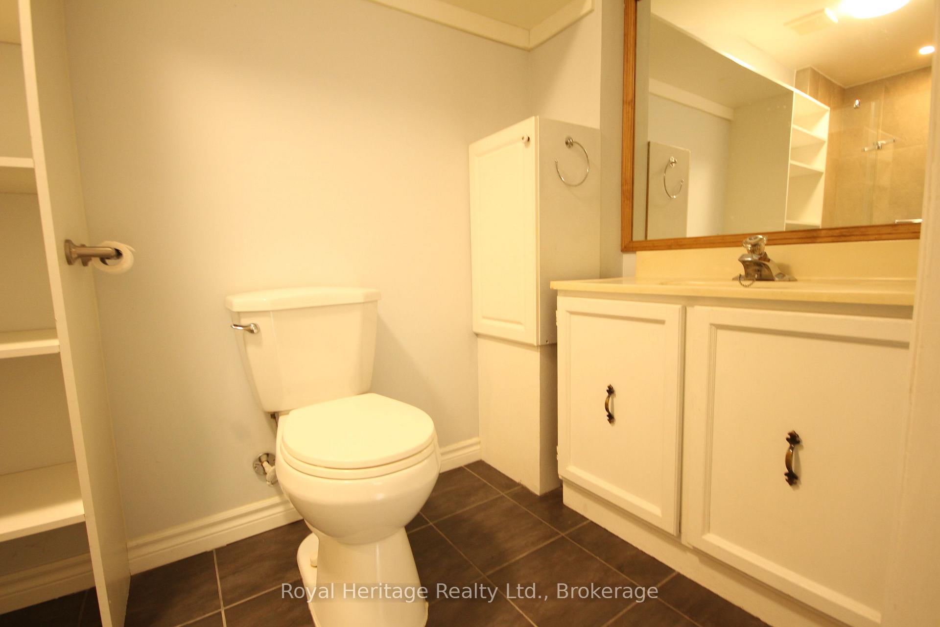 Photo 17 of 135 Silas Boulevard, Georgina, Keswick North — HOMEH