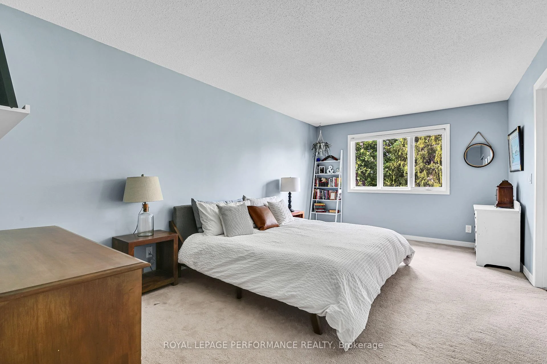 Photo 17 of 10 Rhapsody Lane, Ottawa, Hunt Club Woods — HOMEH