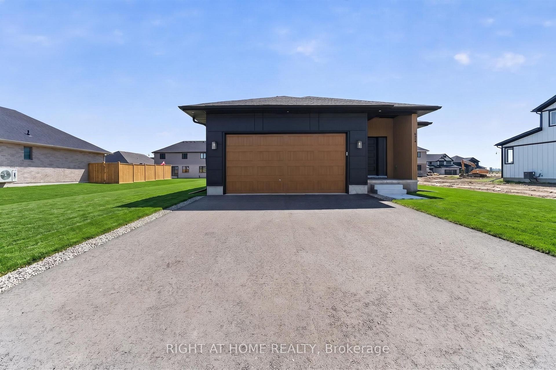 Photo 1 of 173 Renaissance Drive, St. Thomas — HOMEH