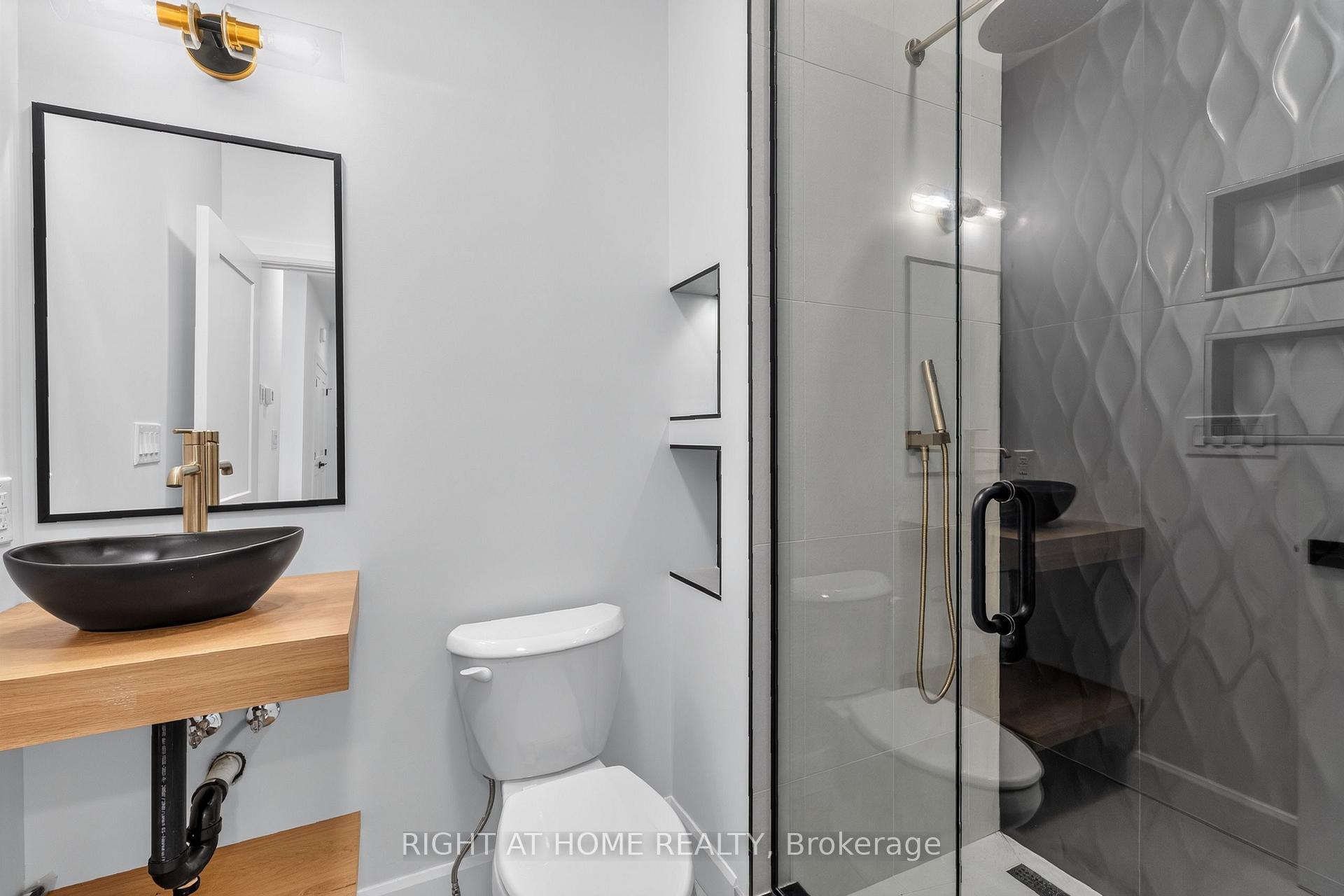 Photo 21 of 173 Renaissance Drive, St. Thomas — HOMEH