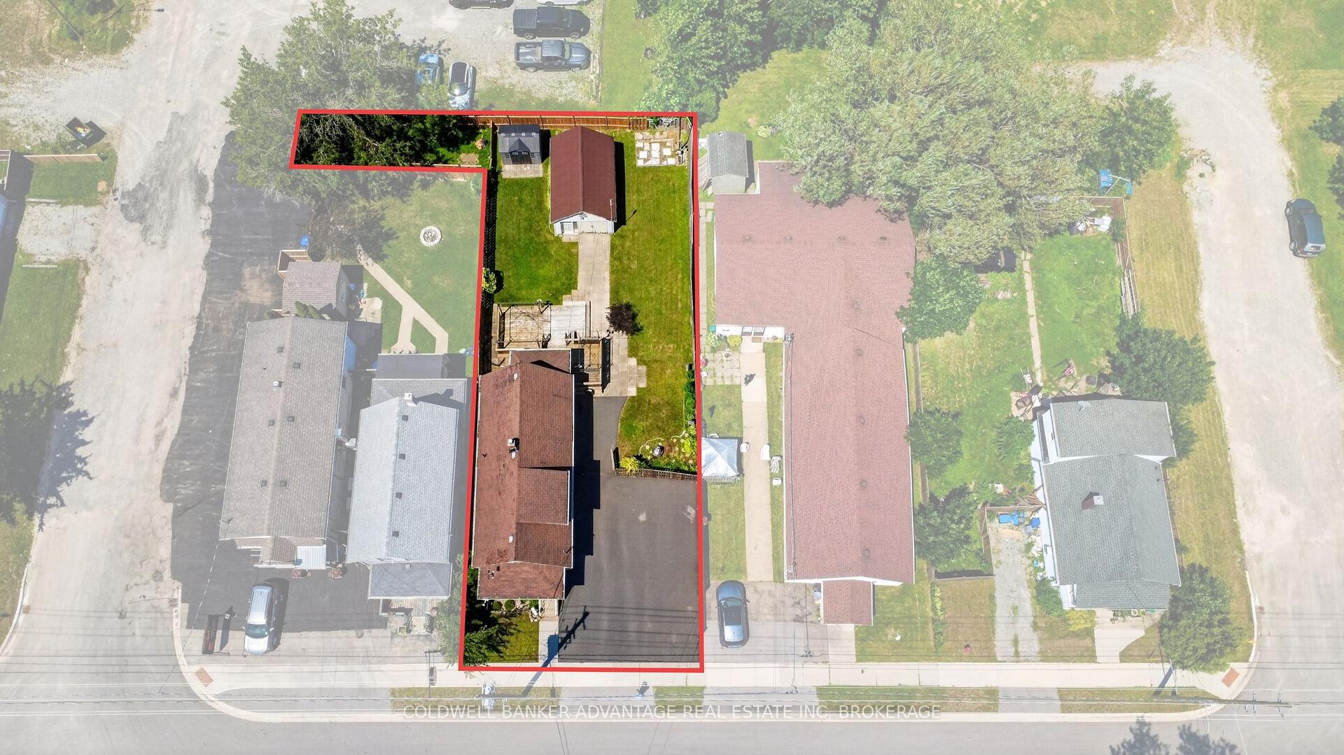 Photo 21 of 229 Broadway Avenue, Welland, Broadway — HOMEH