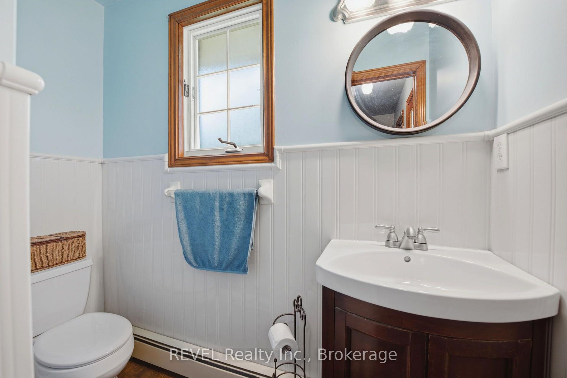 Photo 9 of 4325 White Road, Port Colborne, Bethel — HOMEH