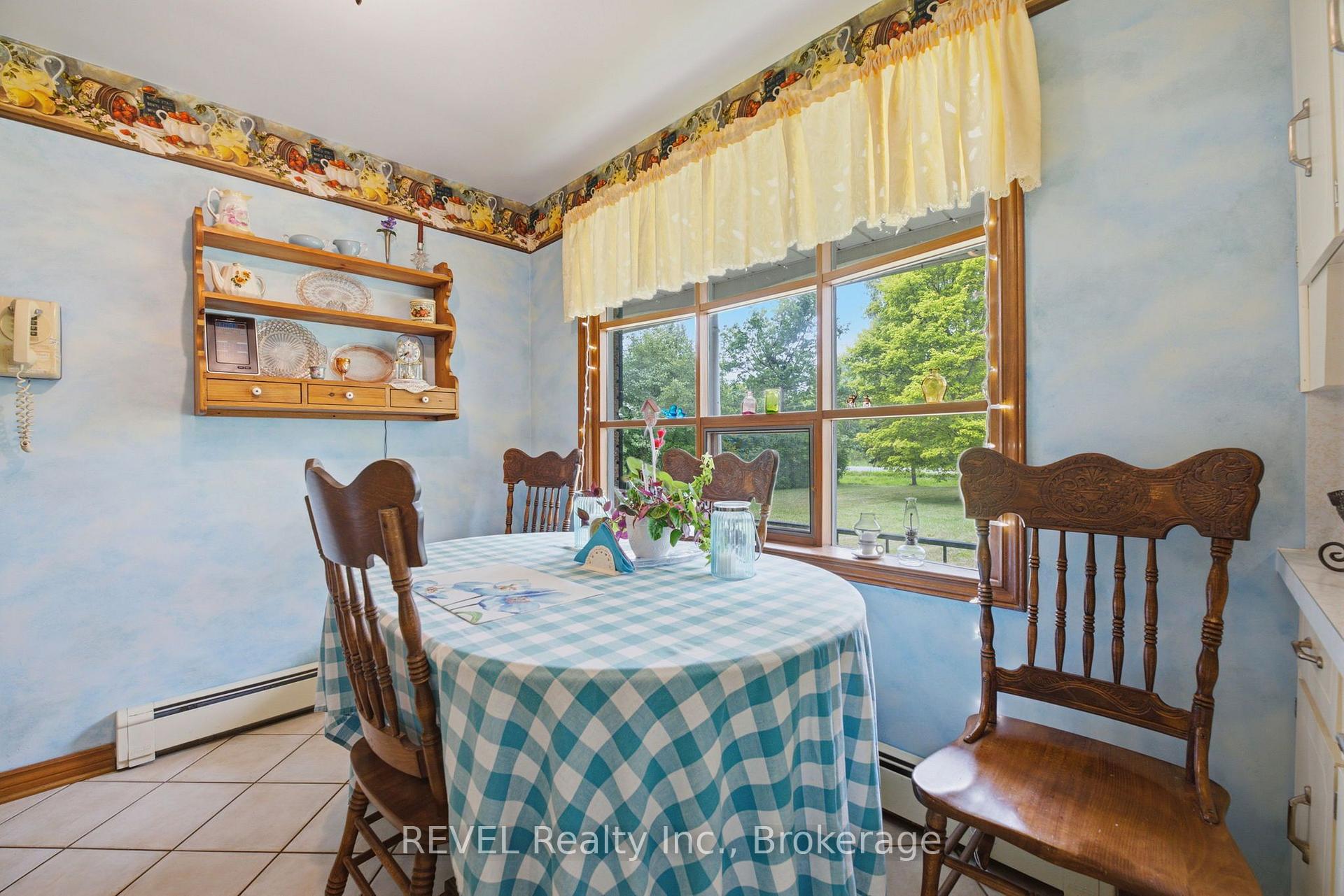 Photo 13 of 4325 White Road, Port Colborne, Bethel — HOMEH