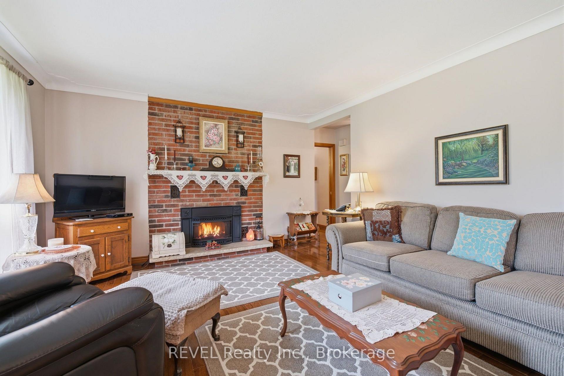 Photo 18 of 4325 White Road, Port Colborne, Bethel — HOMEH
