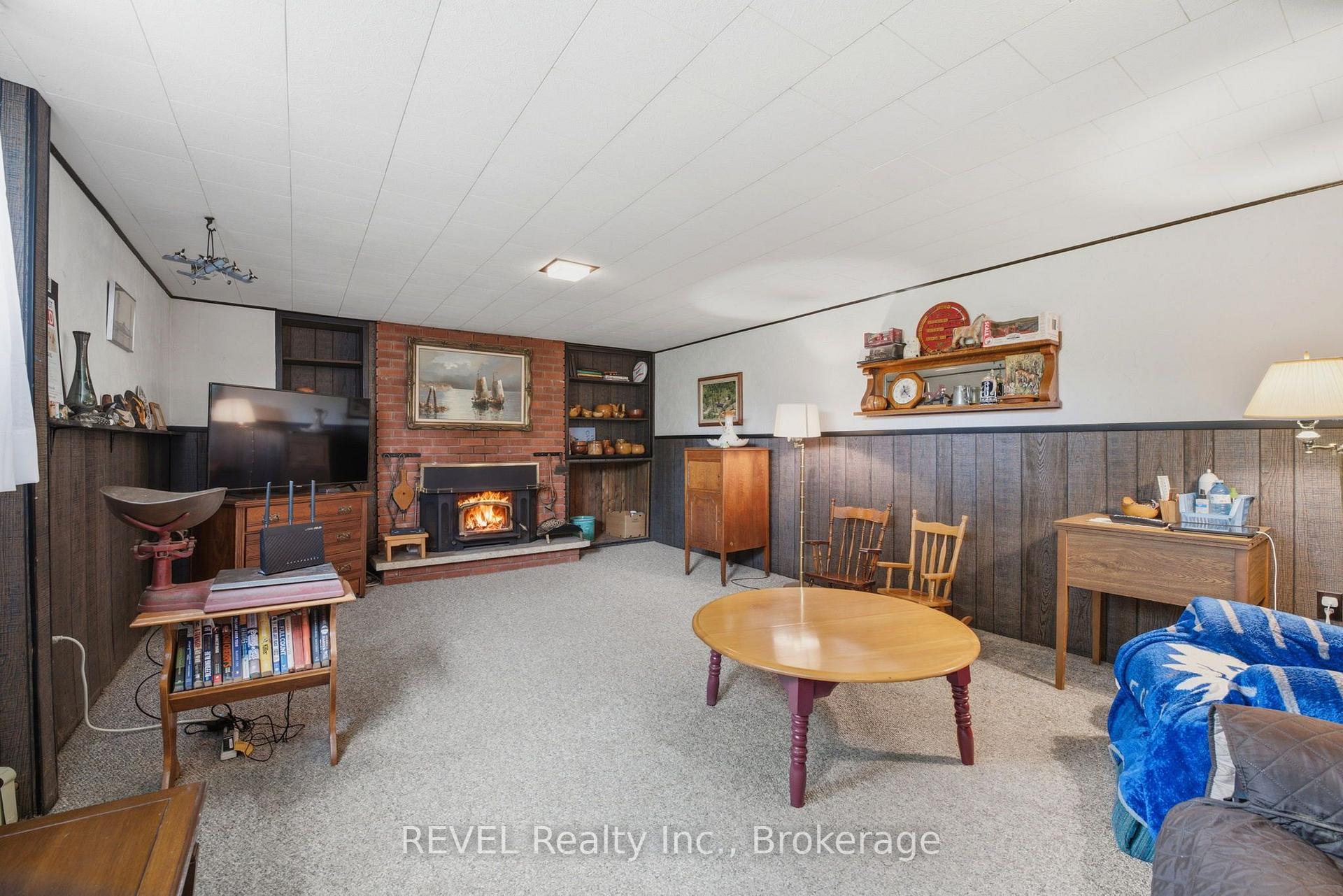 Photo 29 of 4325 White Road, Port Colborne, Bethel — HOMEH