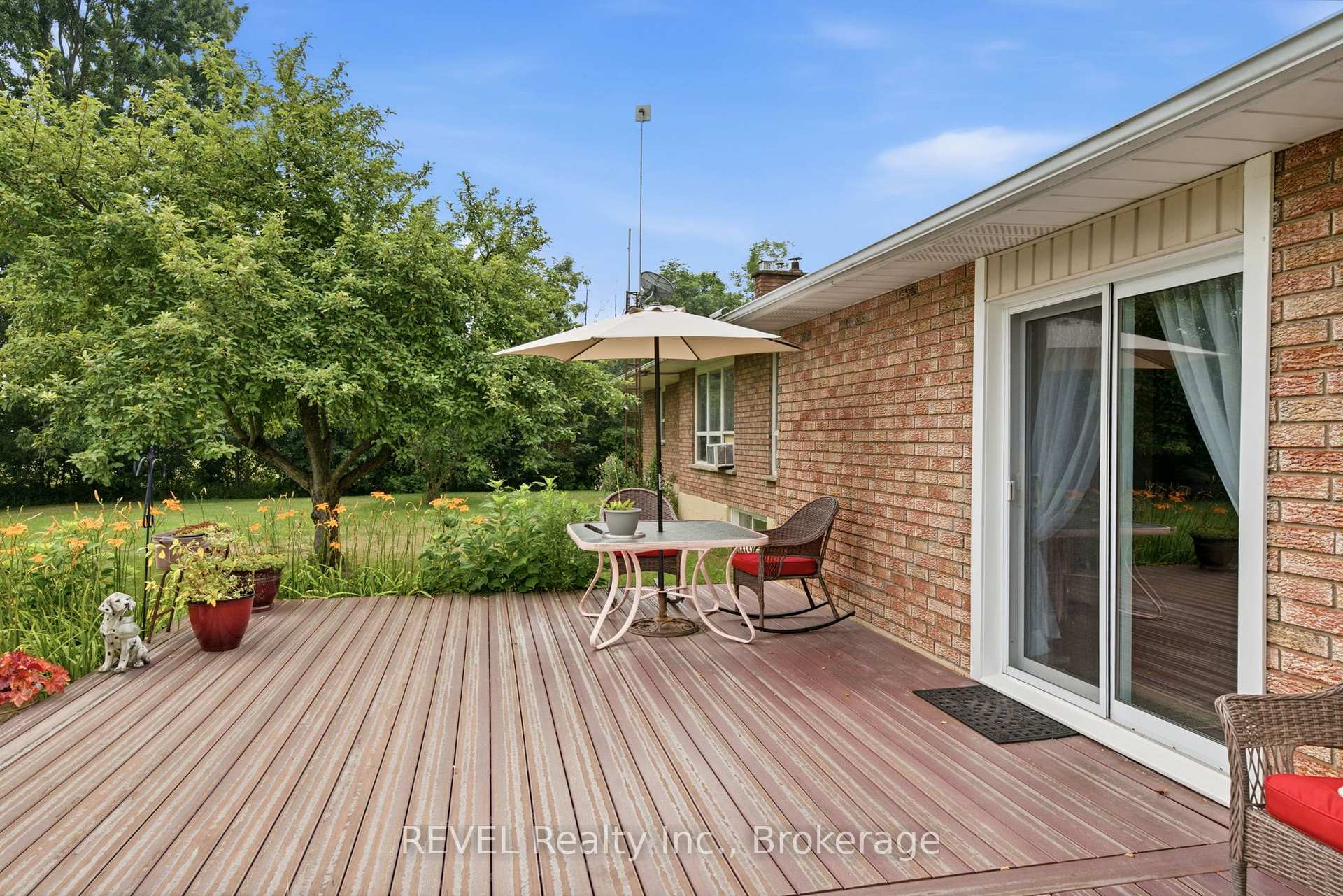 Photo 42 of 4325 White Road, Port Colborne, Bethel — HOMEH